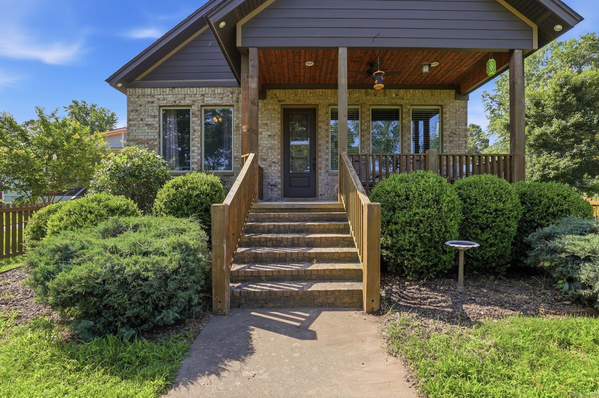 CREEK SIDE COTTAGES - Residential