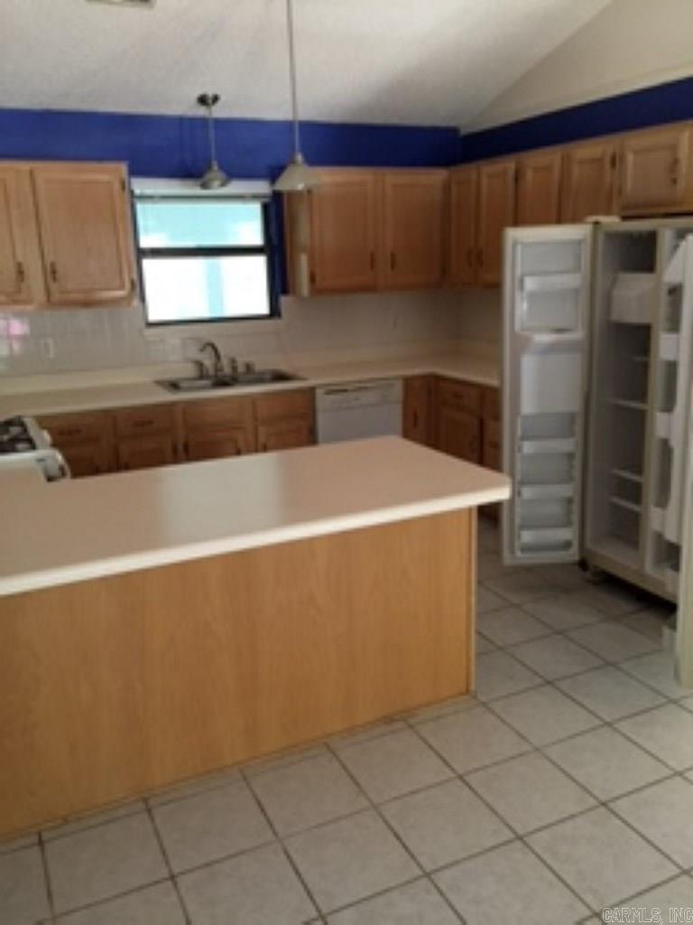 Kings Pointe - Residential