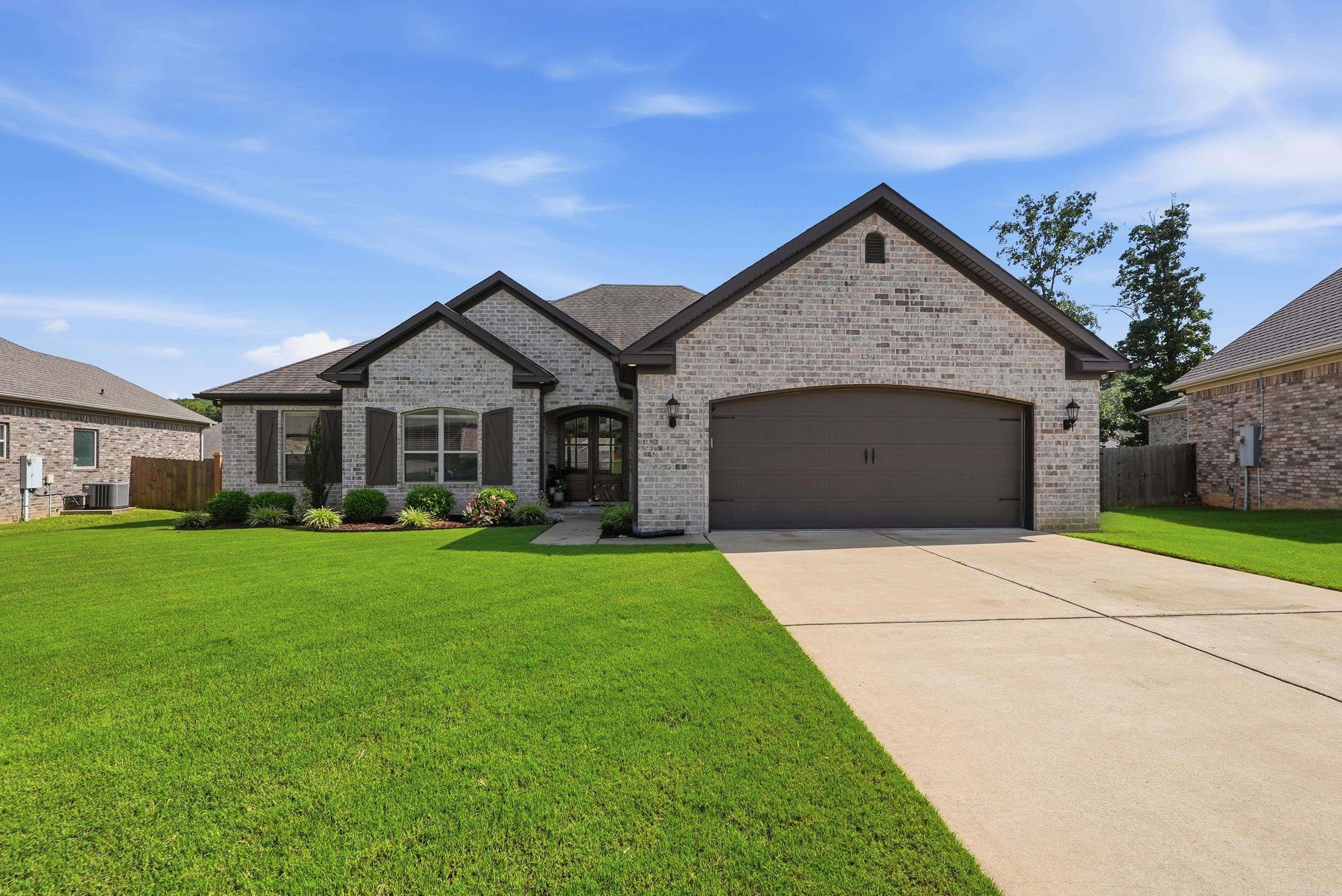 MILLERS GLENN - Residential