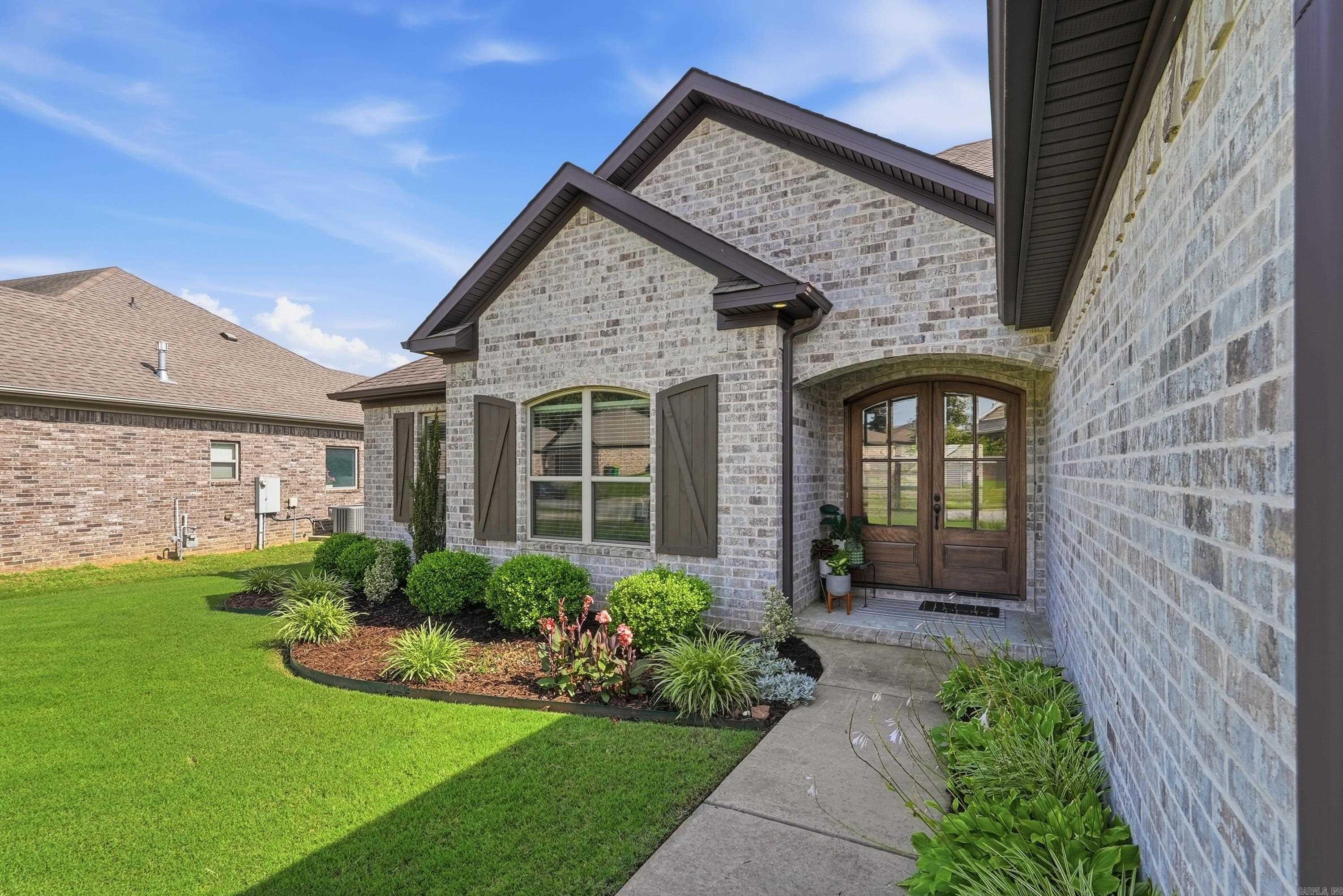 MILLERS GLENN - Residential