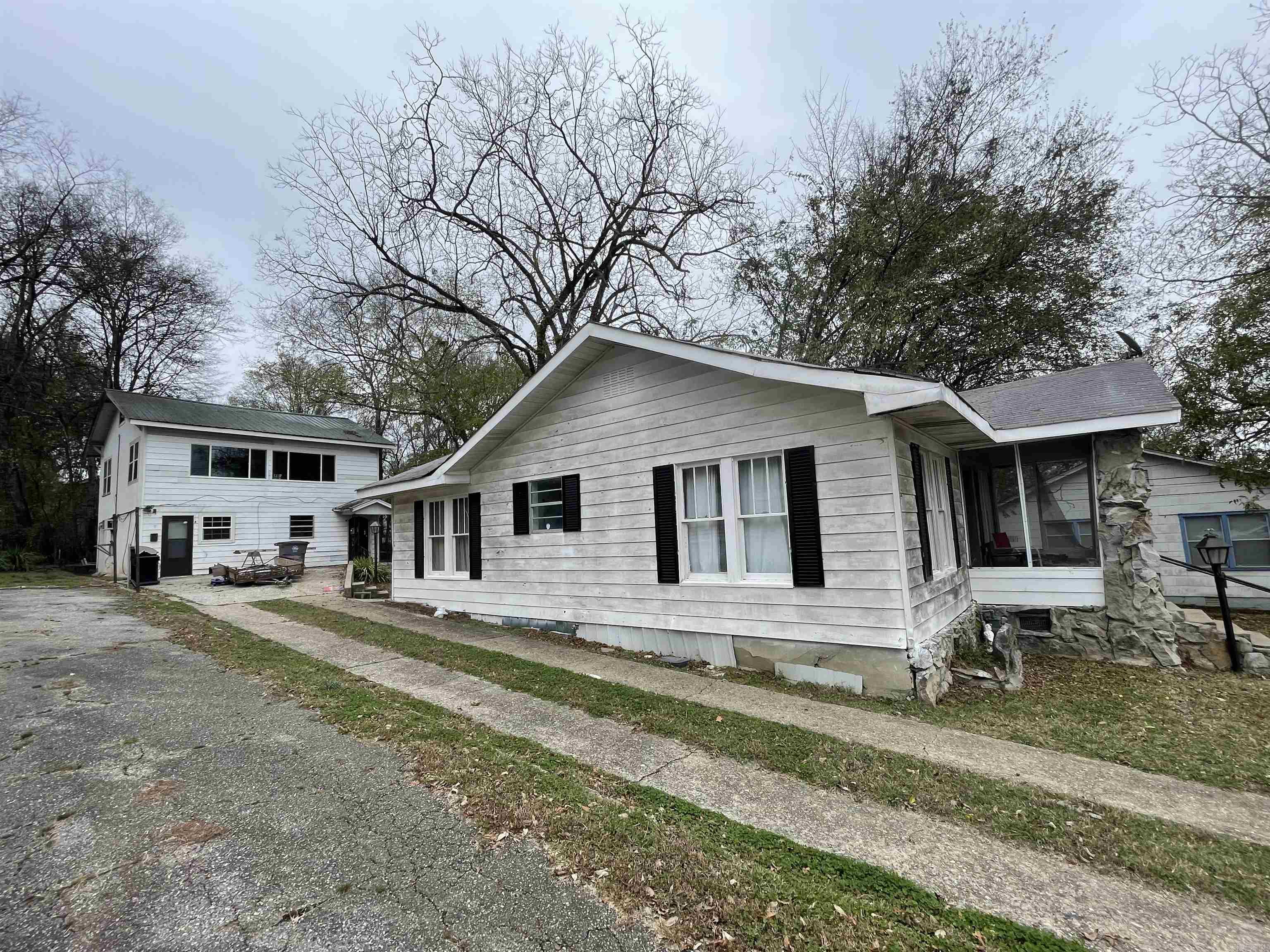 Morrison & Belding - Residential