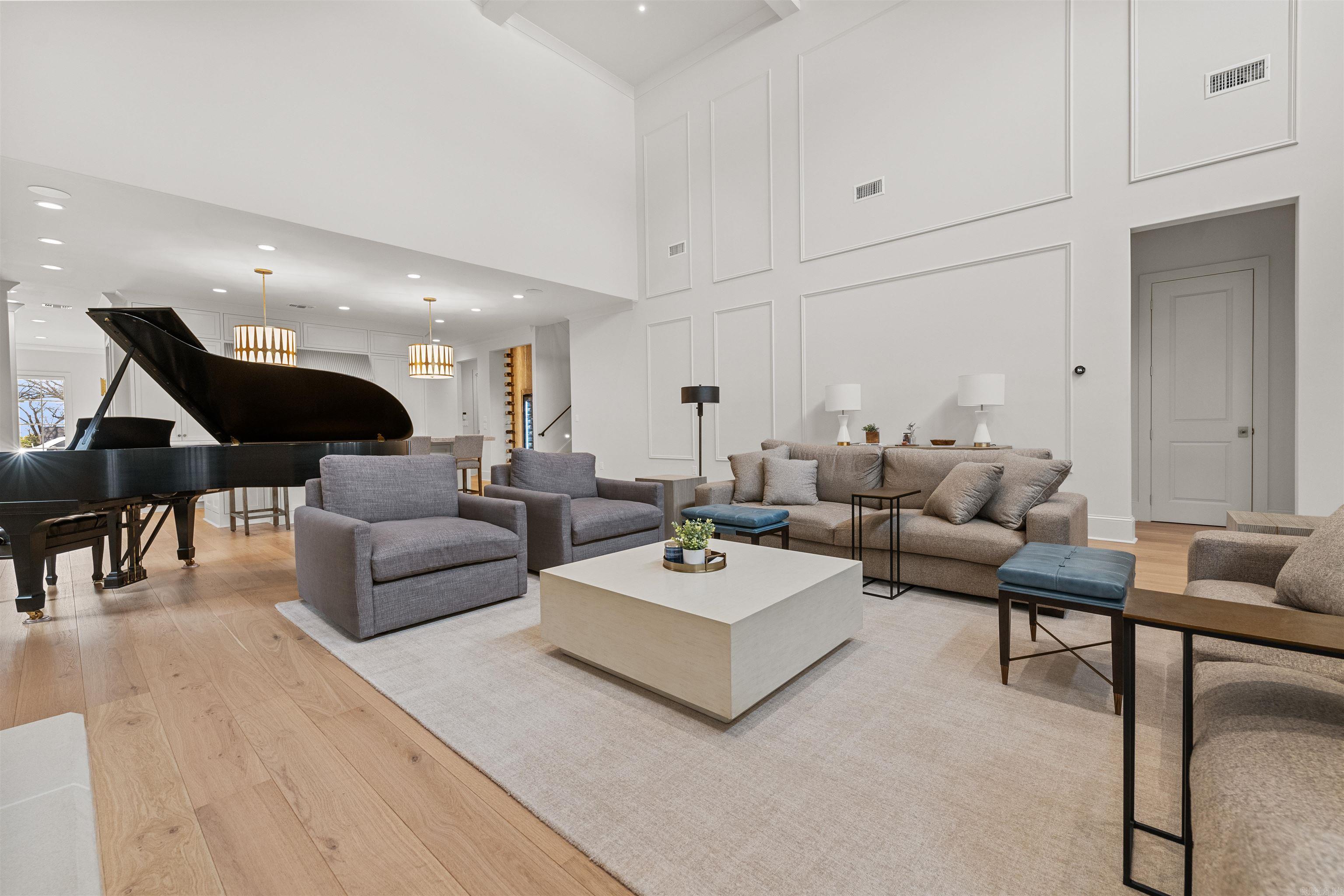 FOREST HEIGHTS PLACE - Residential
