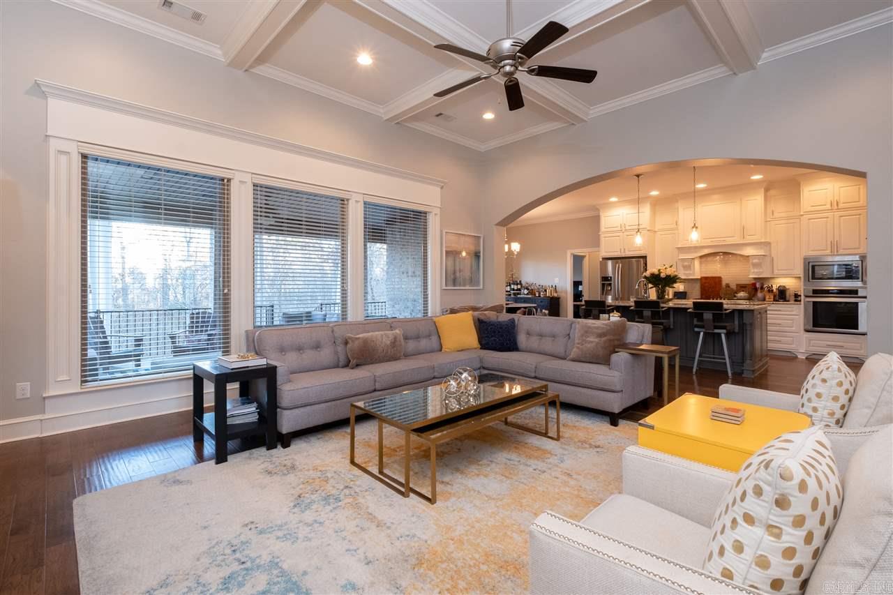 WOODLANDS EDGE - Residential