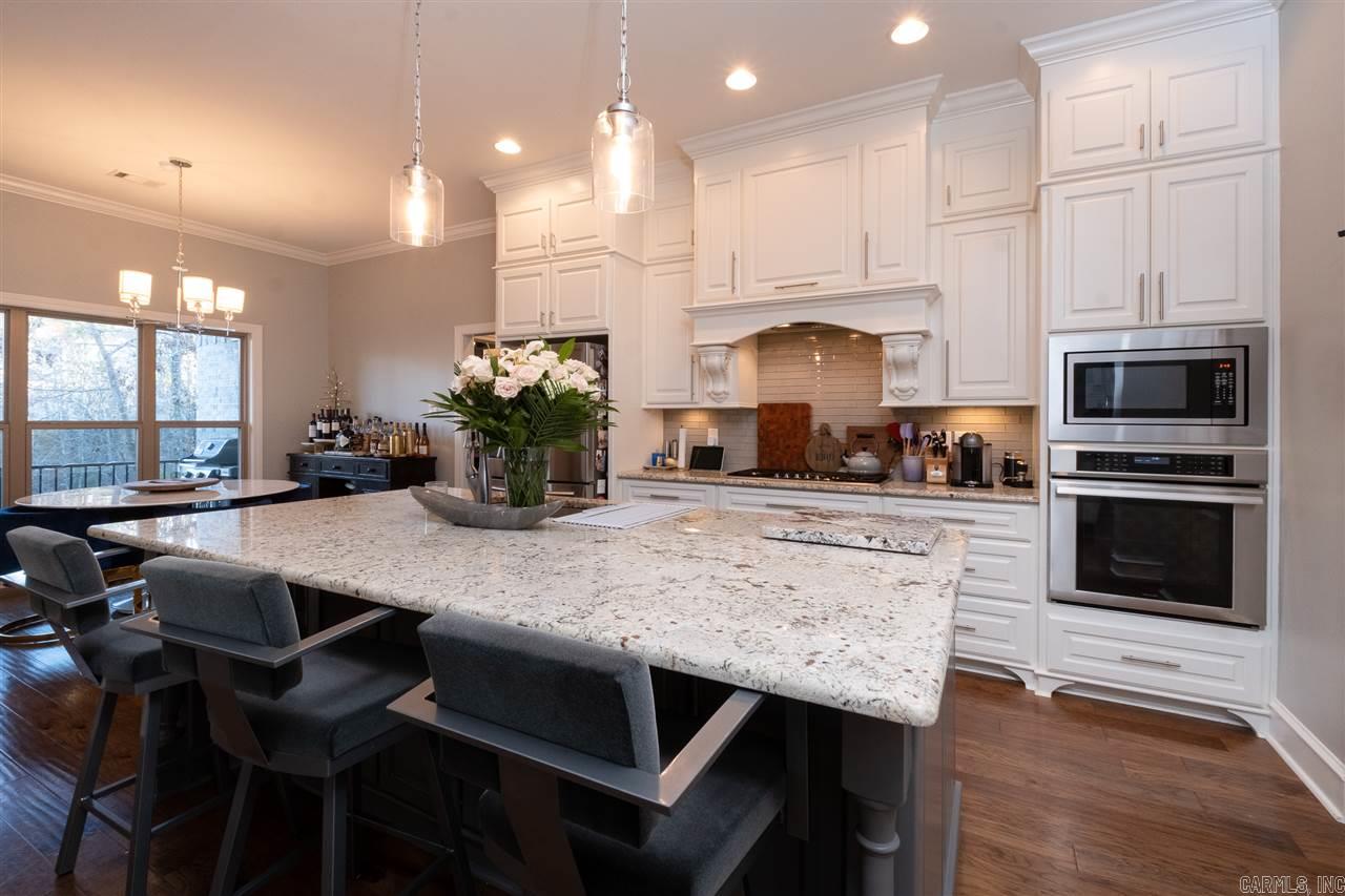 WOODLANDS EDGE - Residential