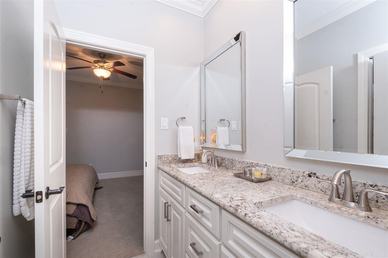 WOODLANDS EDGE - Residential