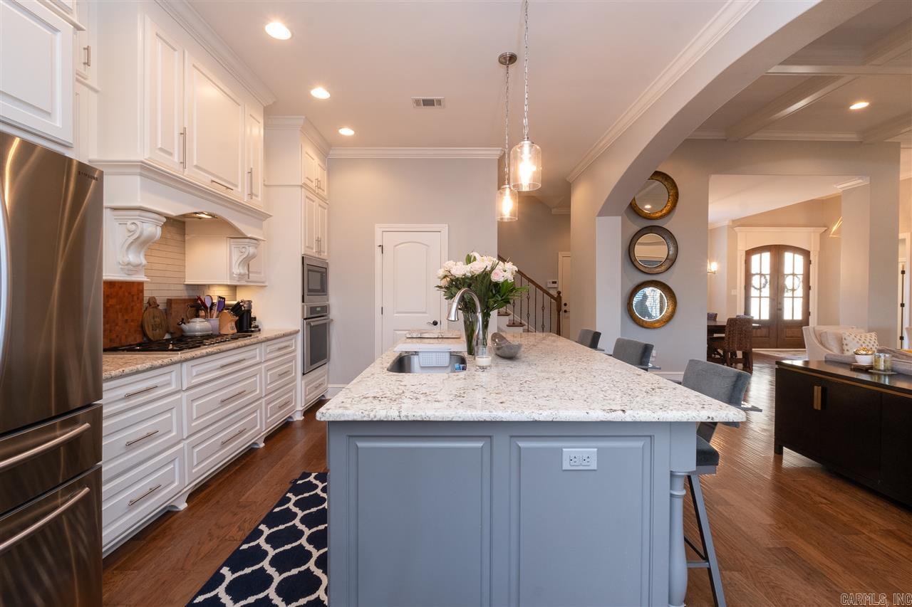 WOODLANDS EDGE - Residential