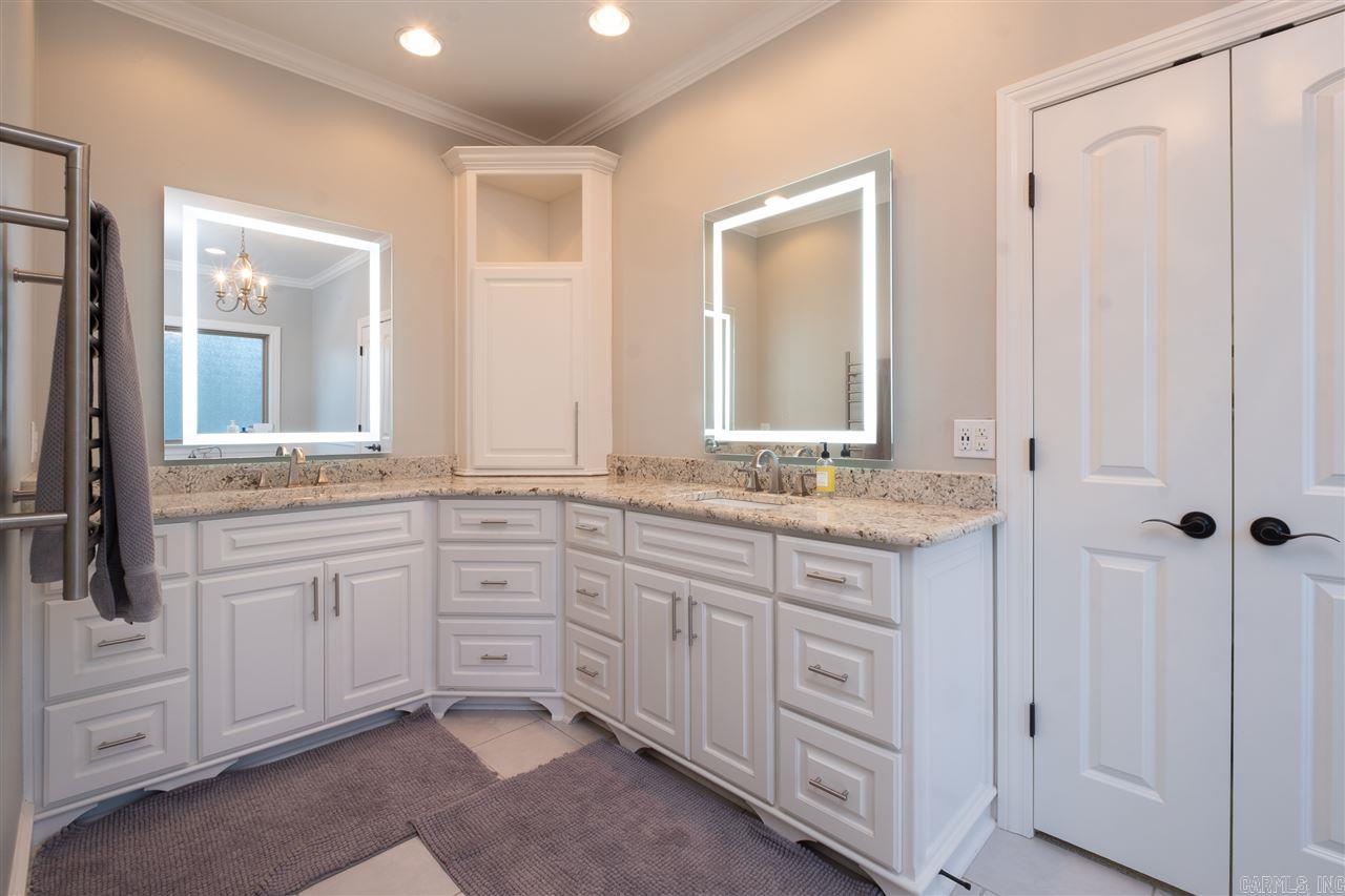 WOODLANDS EDGE - Residential