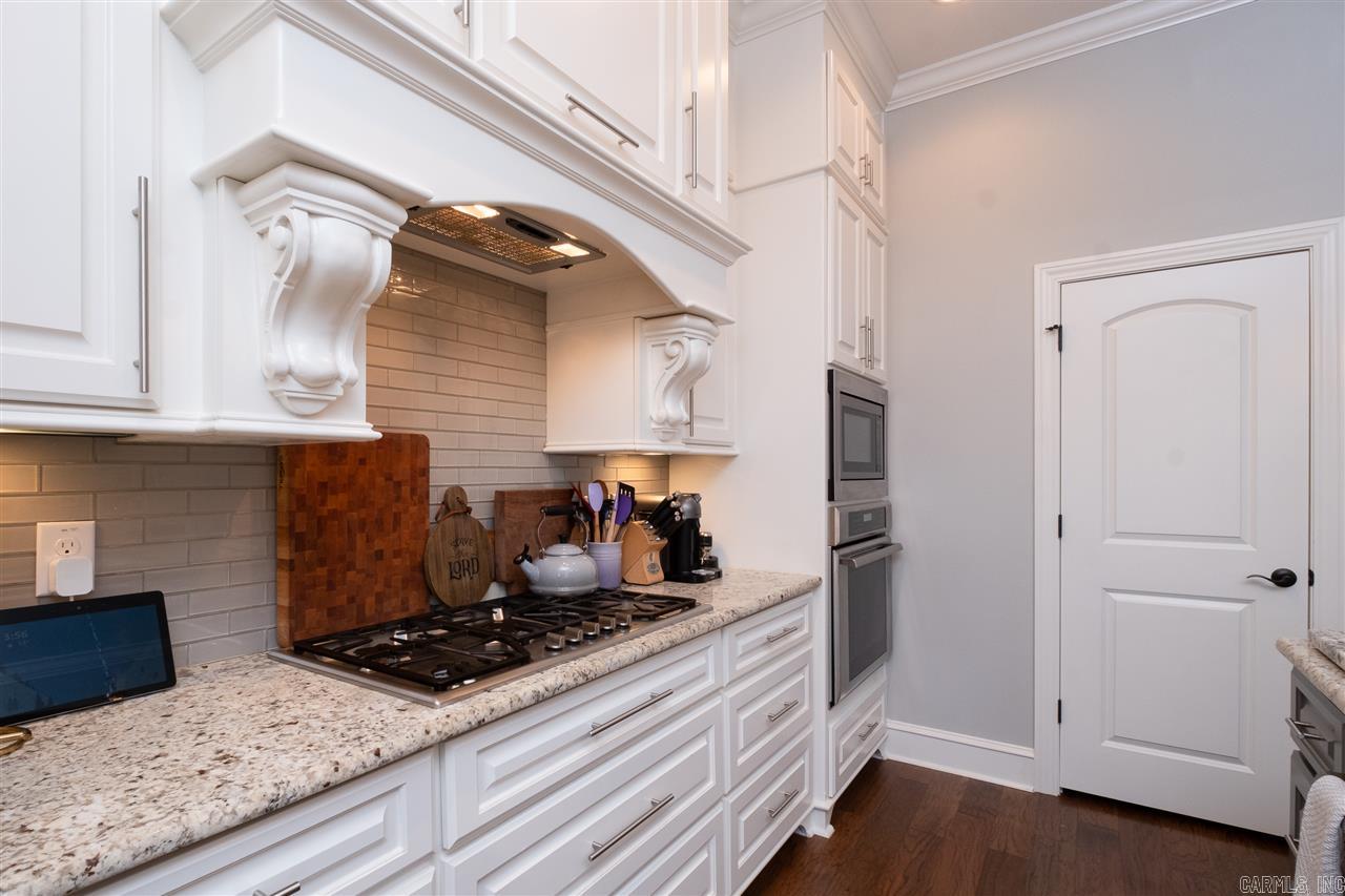 WOODLANDS EDGE - Residential
