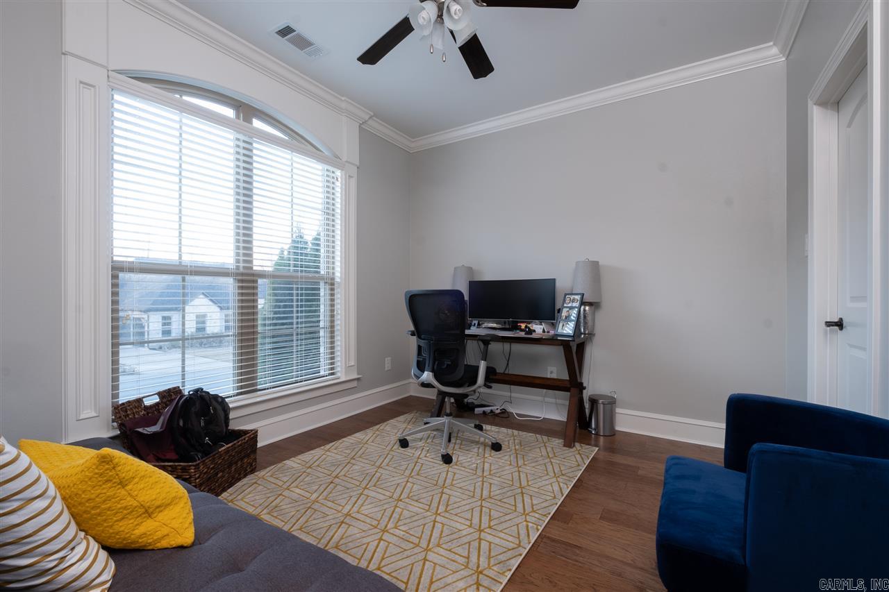 WOODLANDS EDGE - Residential
