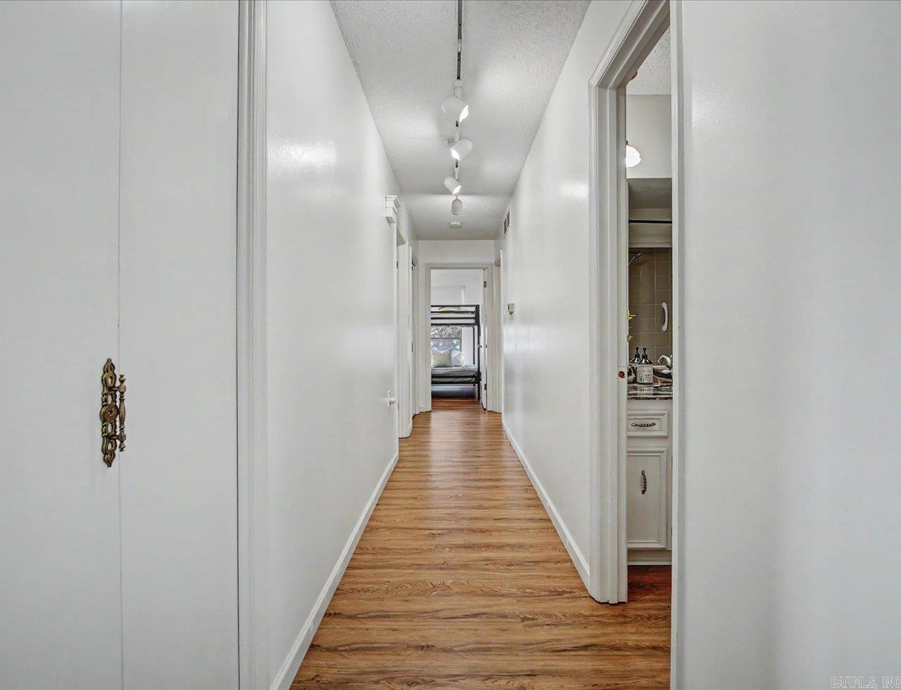 CASTILLO - Residential