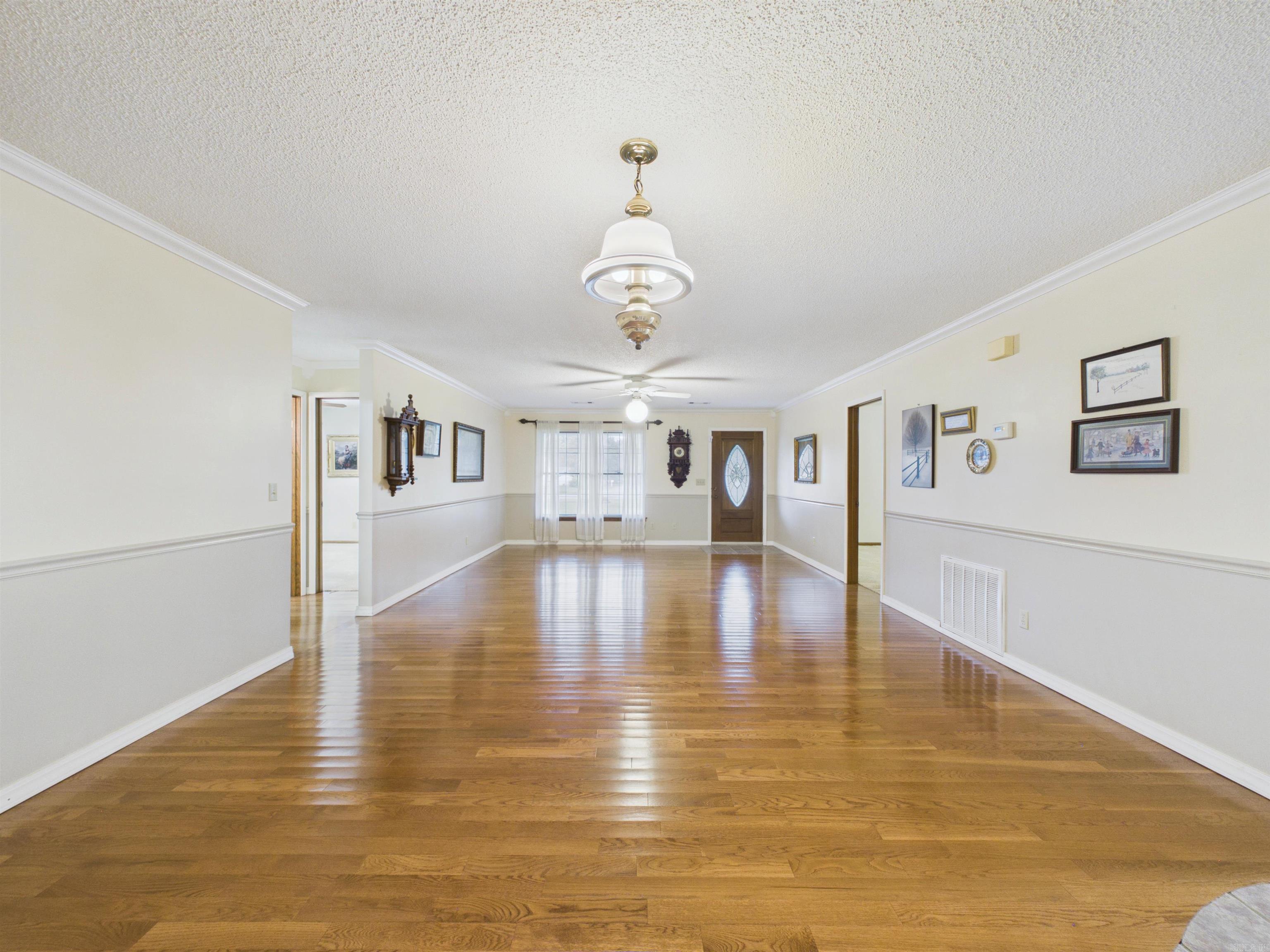 LAMAN SQUARE - Residential