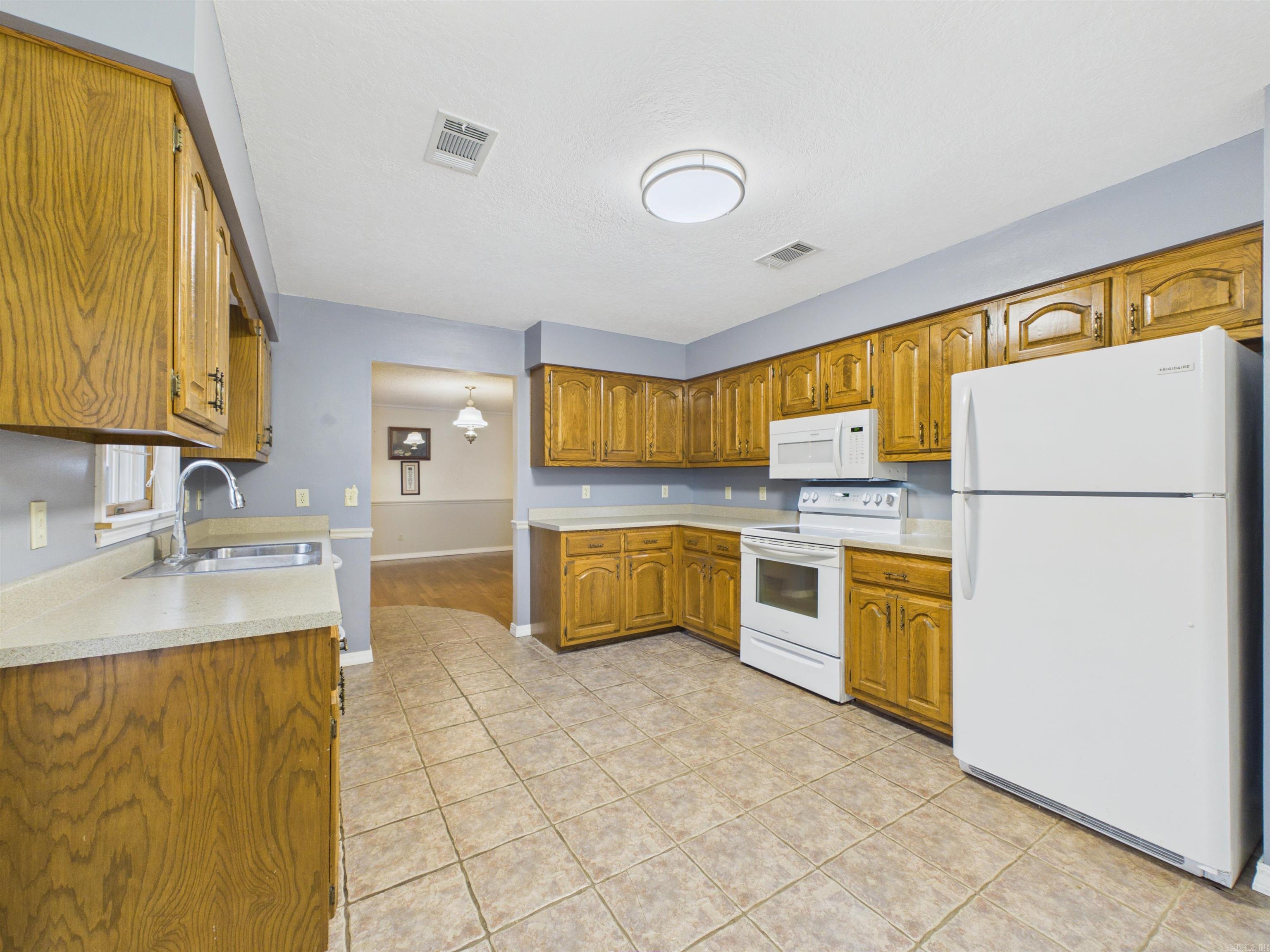 LAMAN SQUARE - Residential
