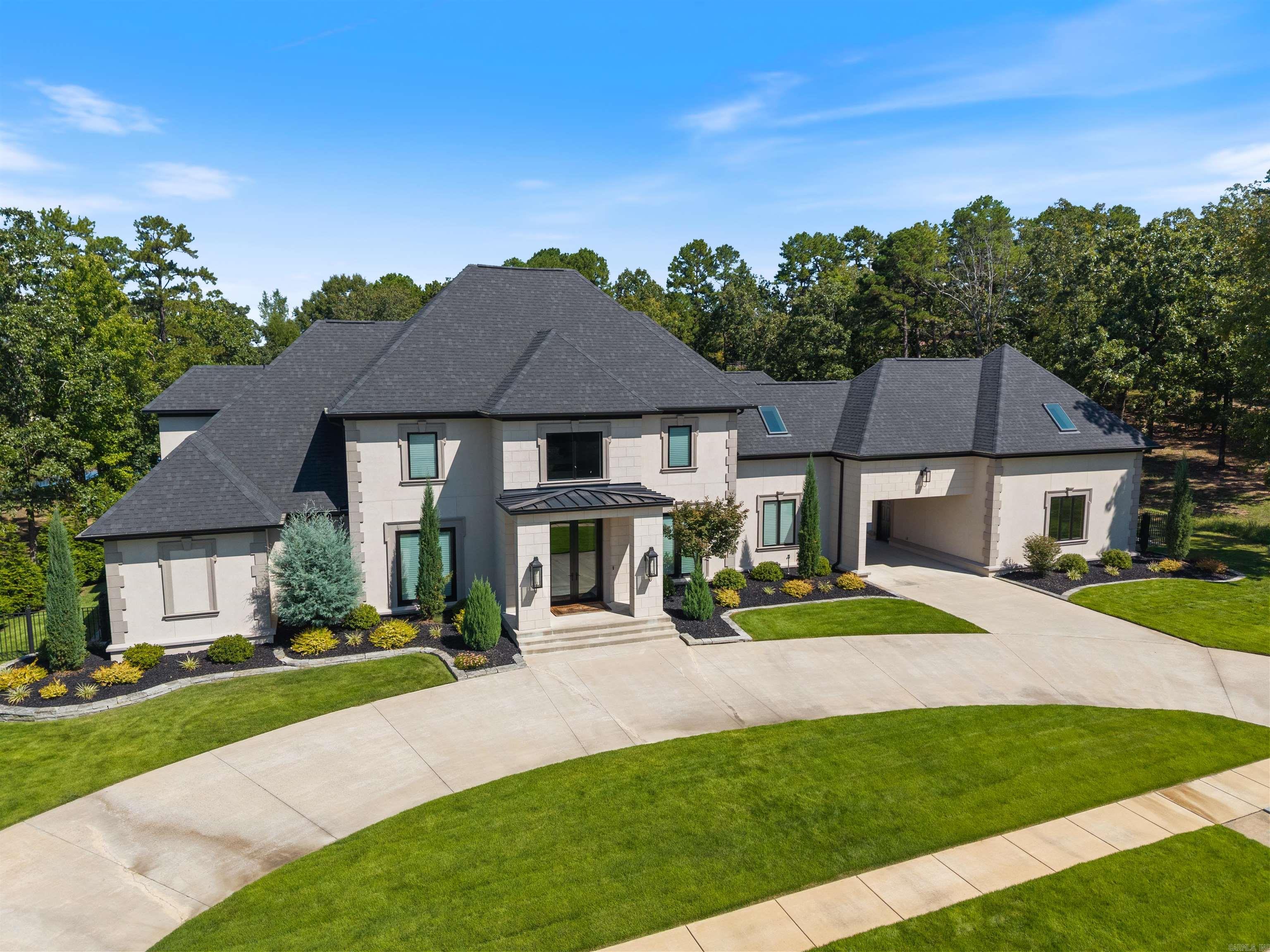 VALLEY FALLS ESTATES - Residential