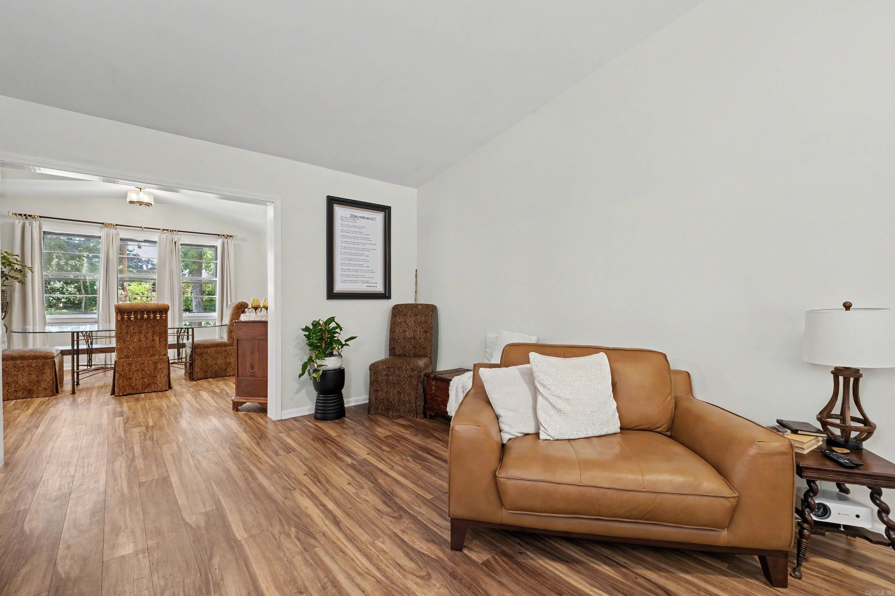 INDIAN HILLS - Residential
