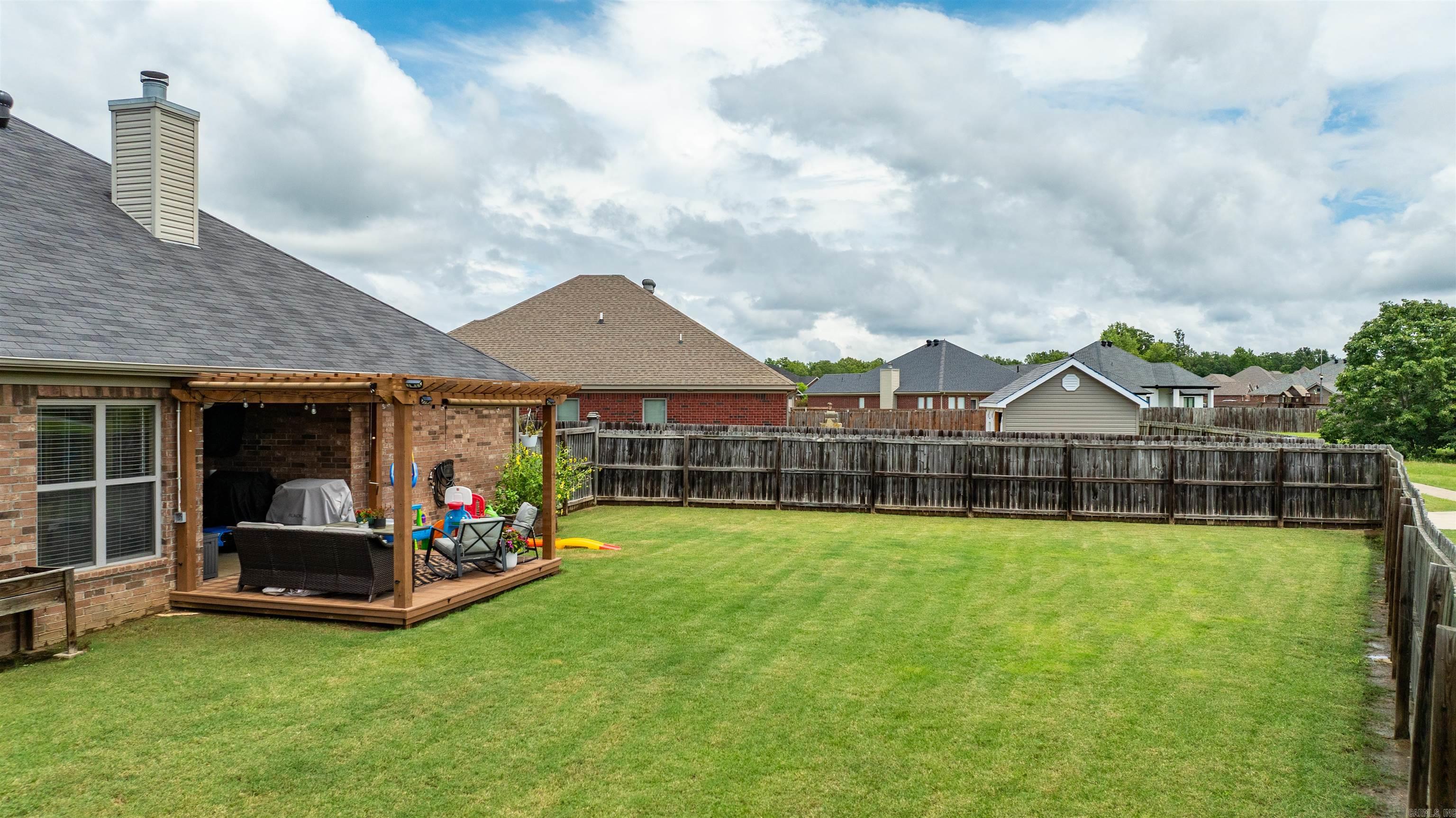 COUNTRY CLUB OF ARK THE - Residential