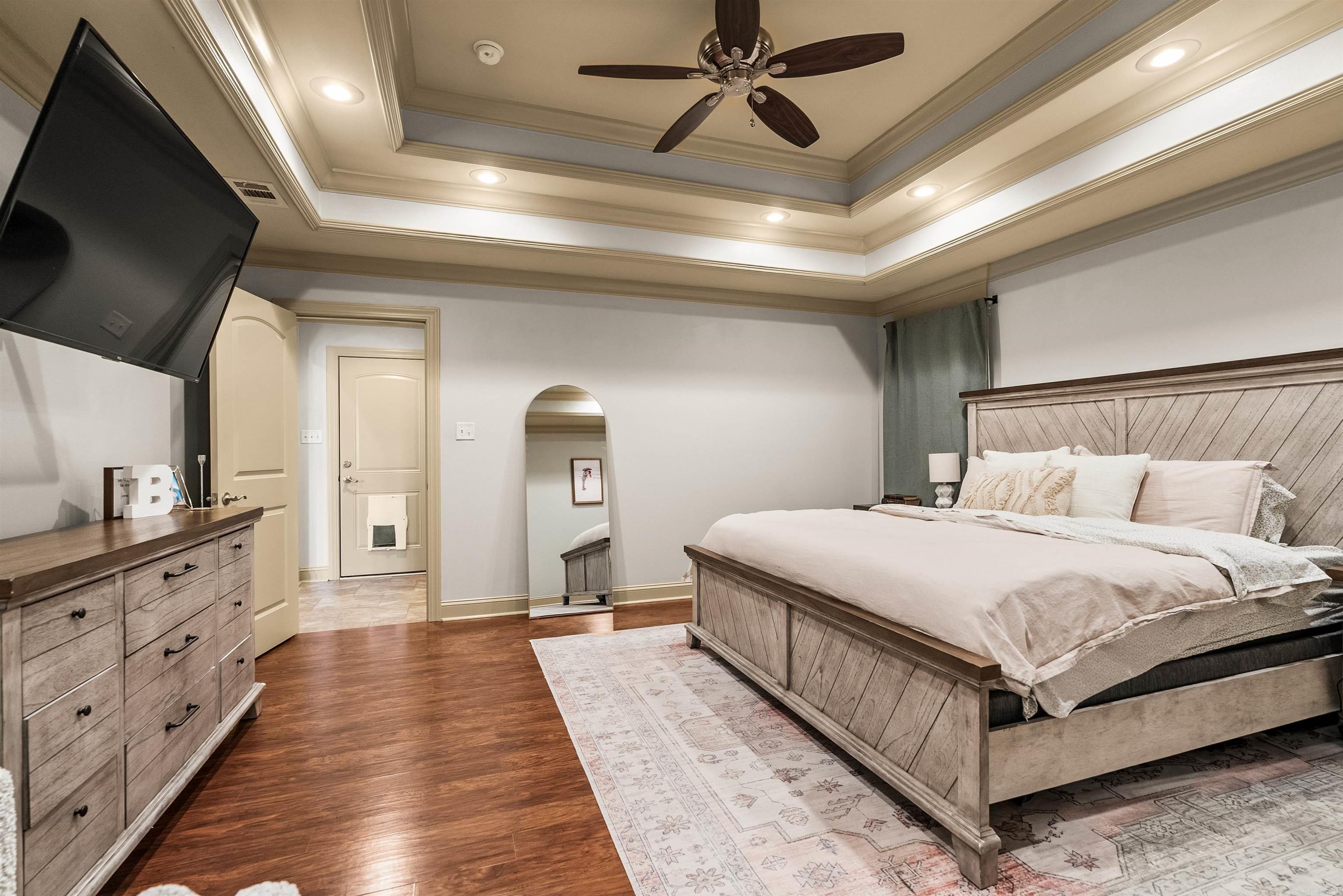 COUNTRY CLUB OF ARK THE - Residential