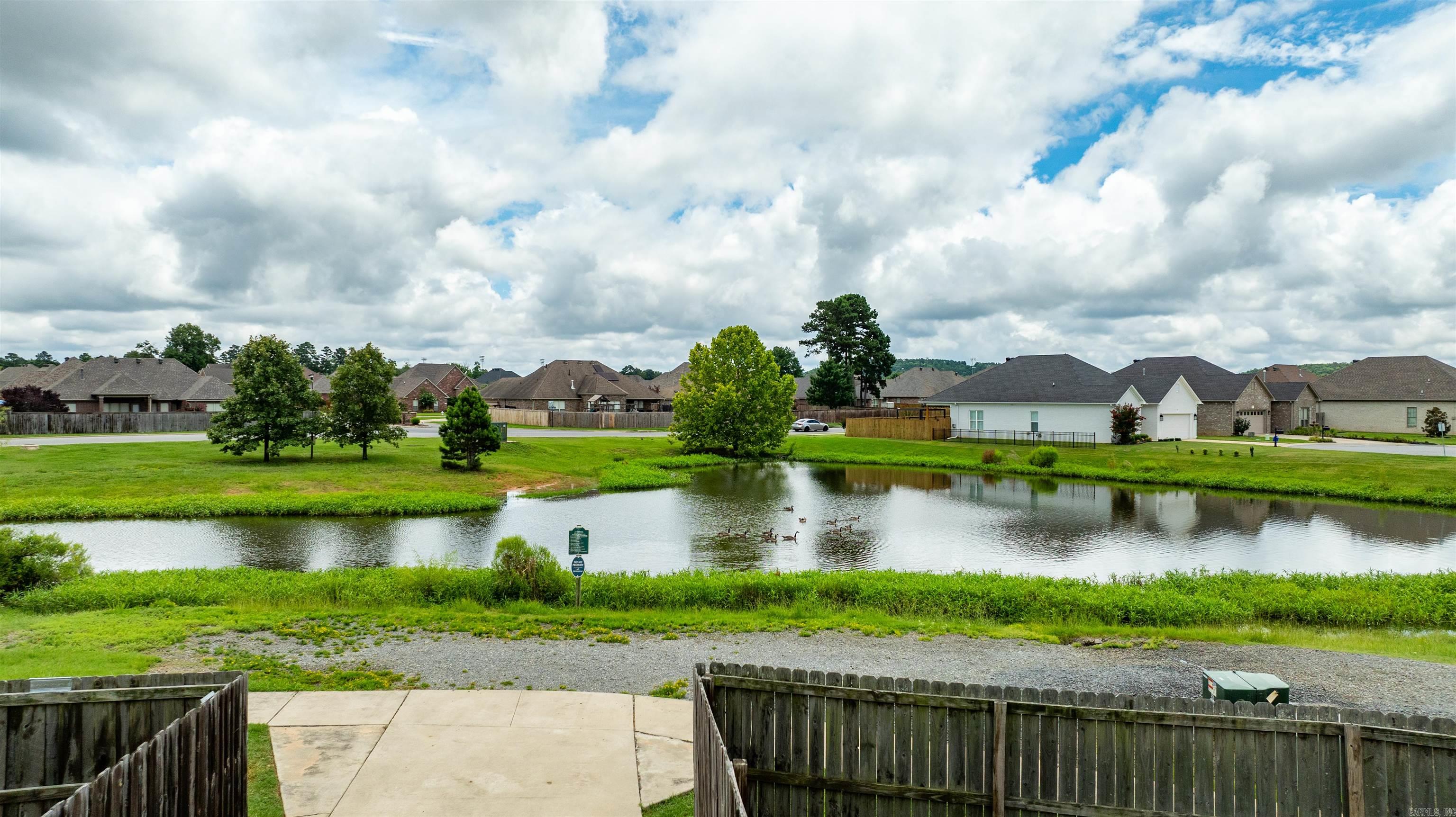 COUNTRY CLUB OF ARK THE - Residential