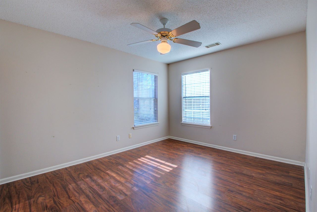 WOODLAND HILLS ESTATES - Residential