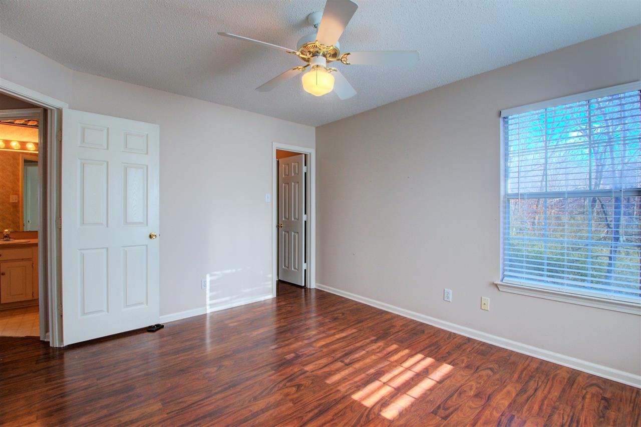 WOODLAND HILLS ESTATES - Residential