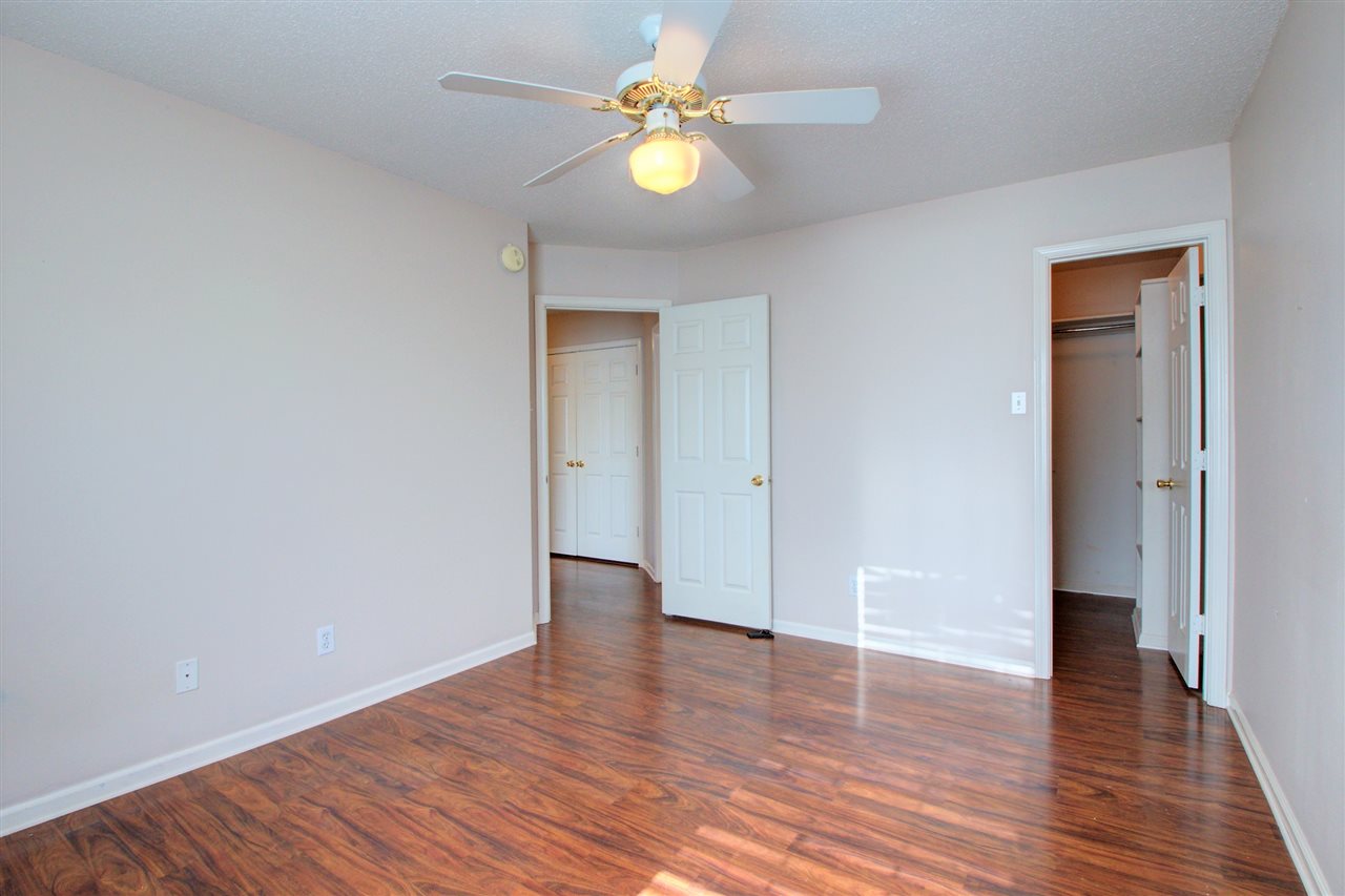 WOODLAND HILLS ESTATES - Residential
