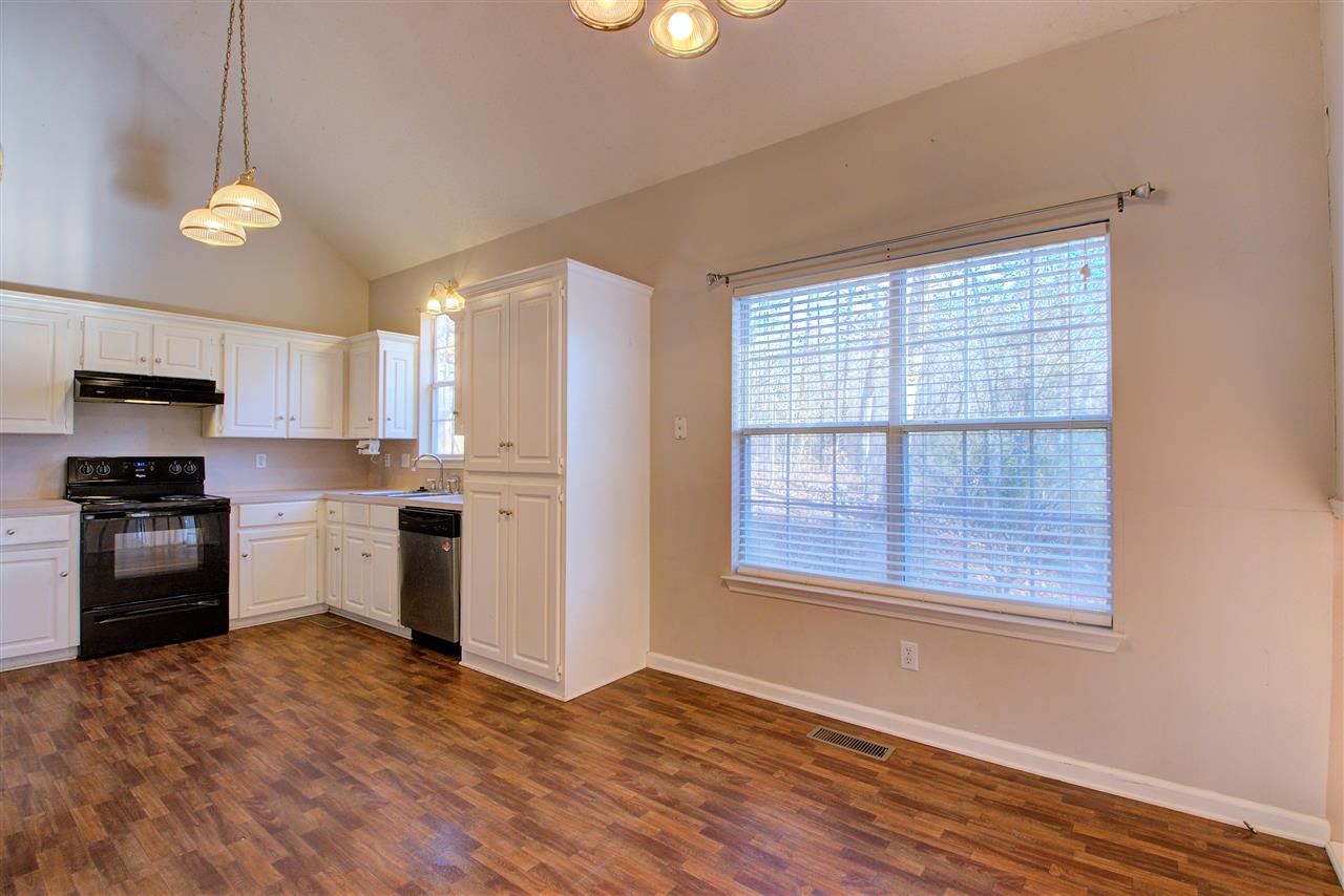 WOODLAND HILLS ESTATES - Residential