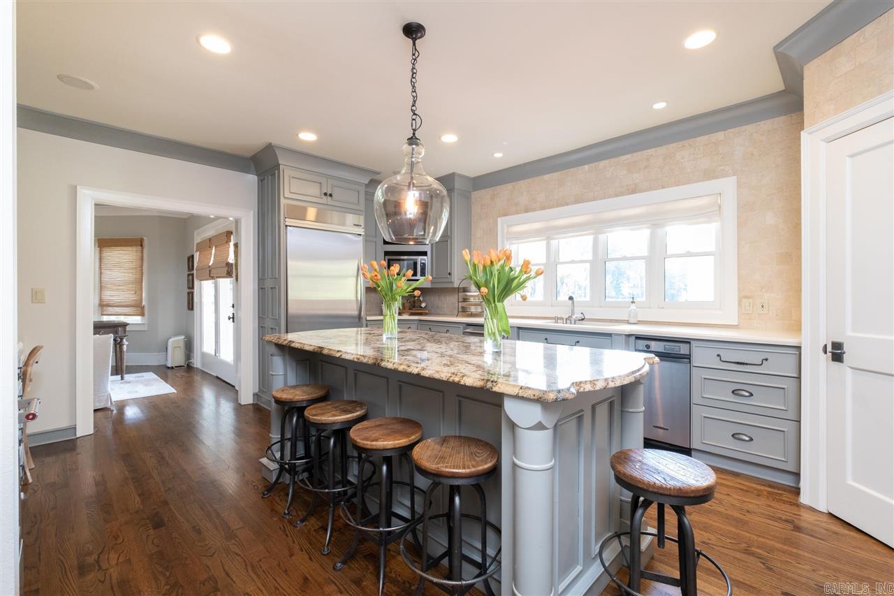 PLEASANT VALLEY - Residential