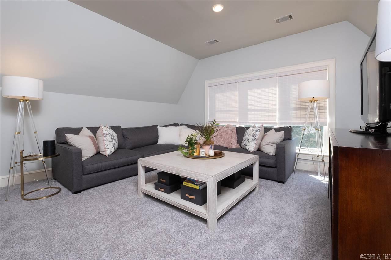 PLEASANT VALLEY - Residential