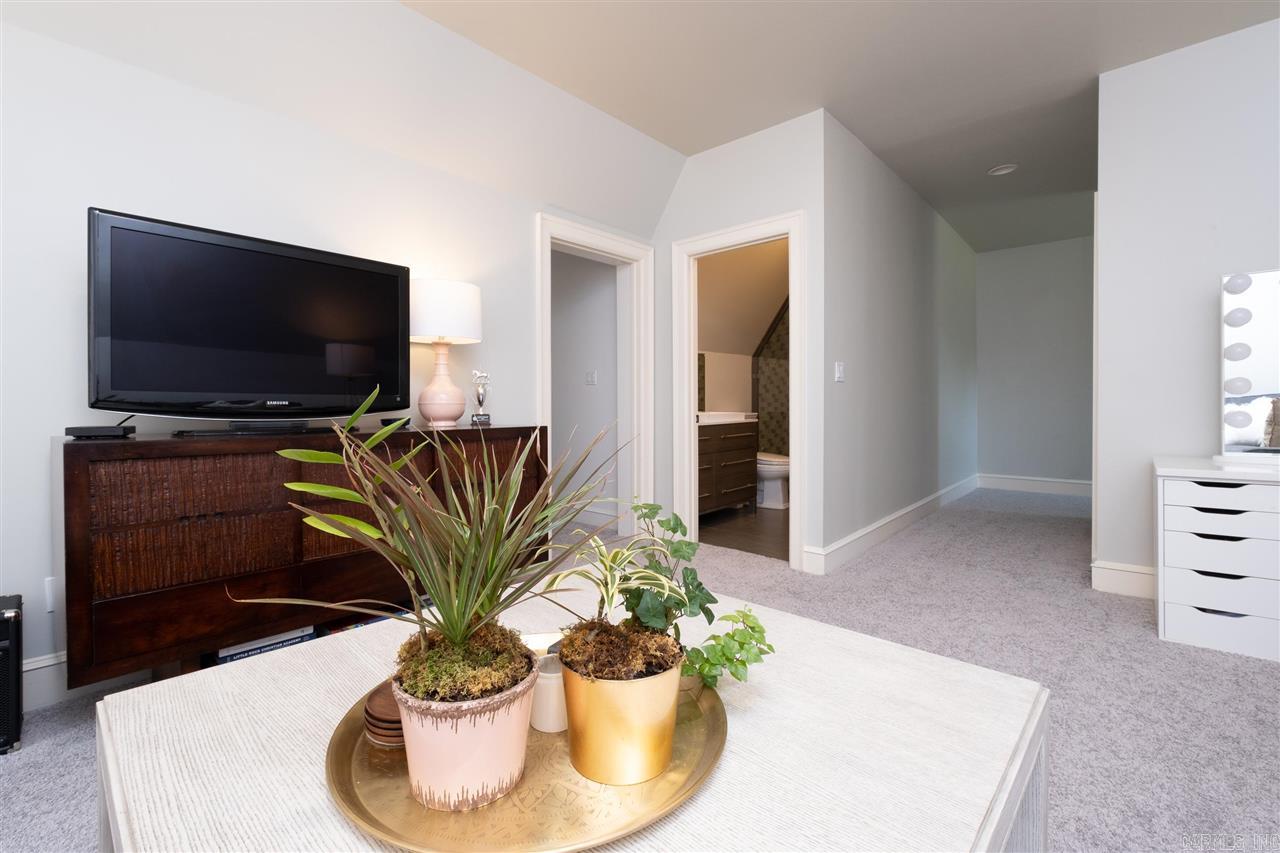 PLEASANT VALLEY - Residential