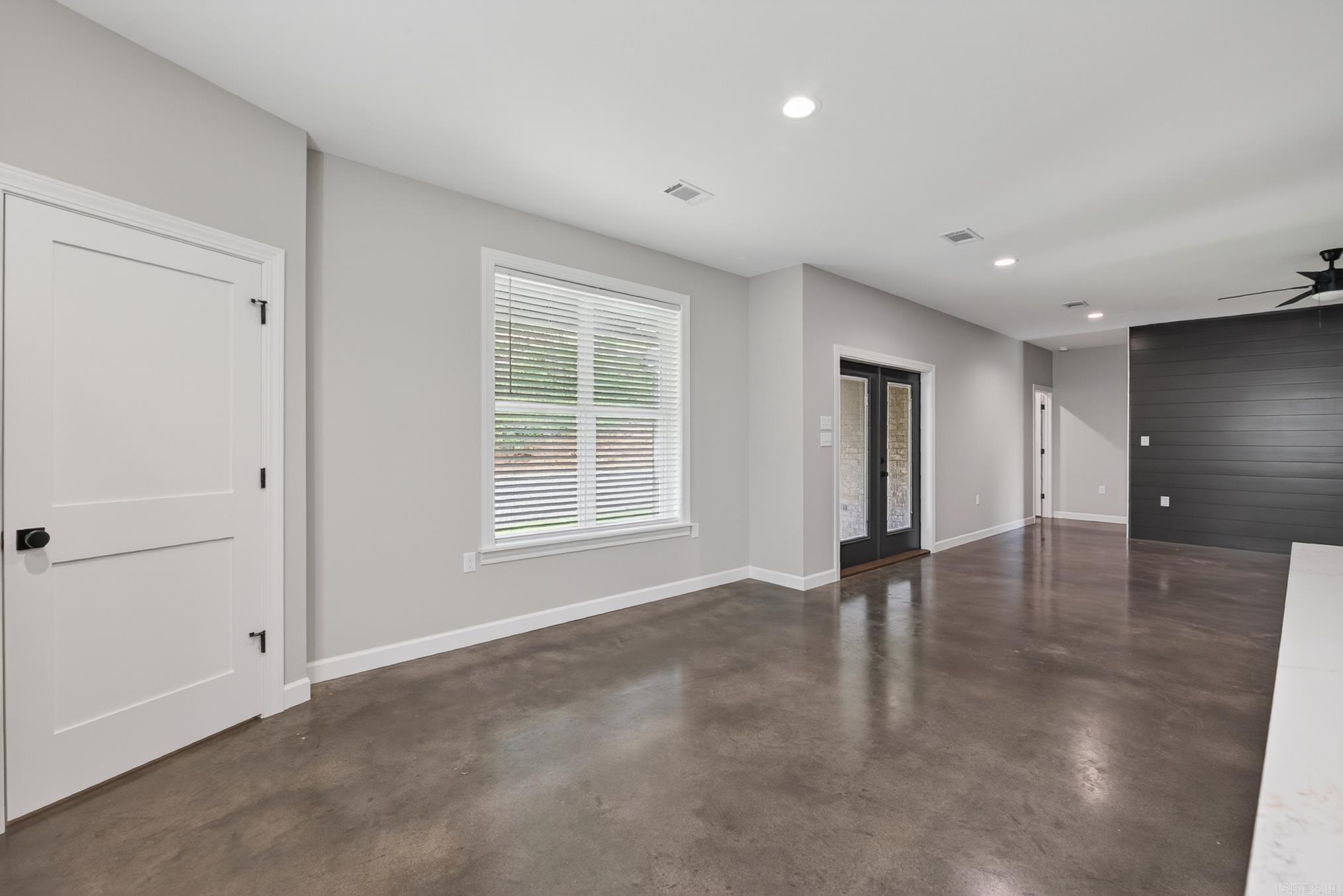 Pleasant Forest - Residential Lease