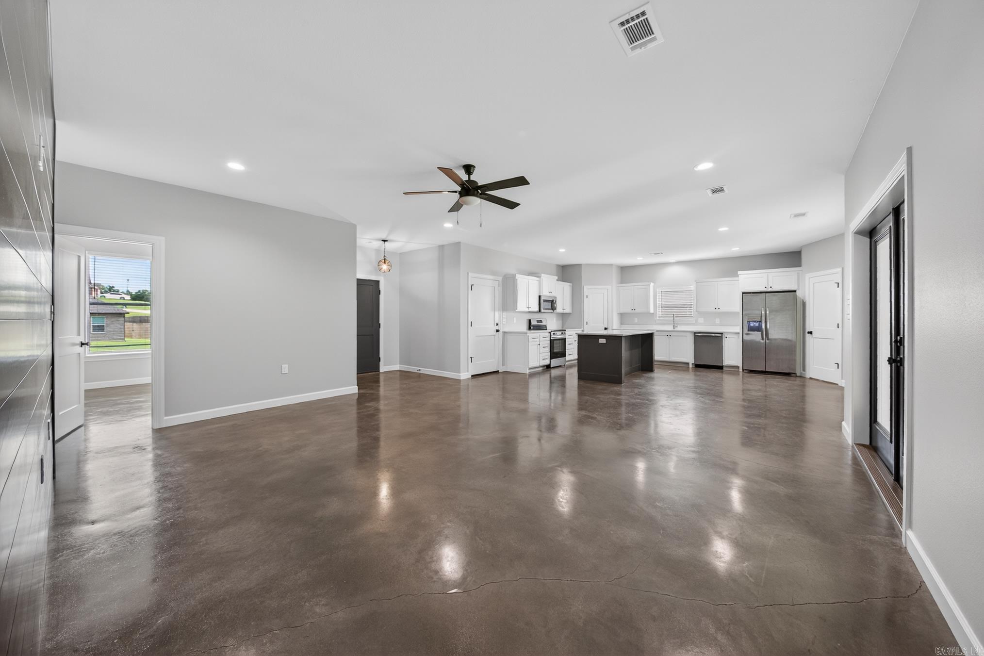 Pleasant Forest - Residential Lease
