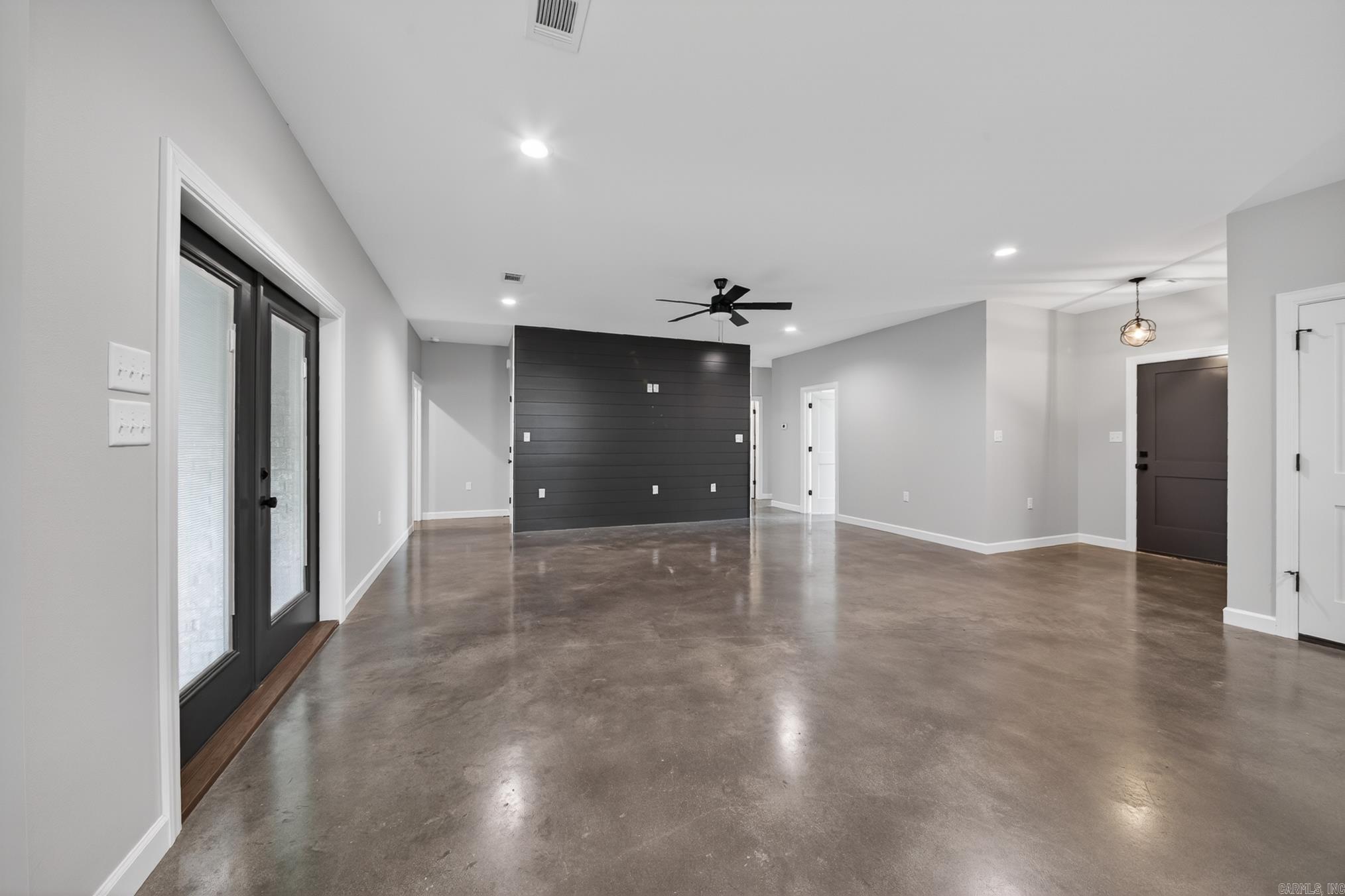 Pleasant Forest - Residential Lease