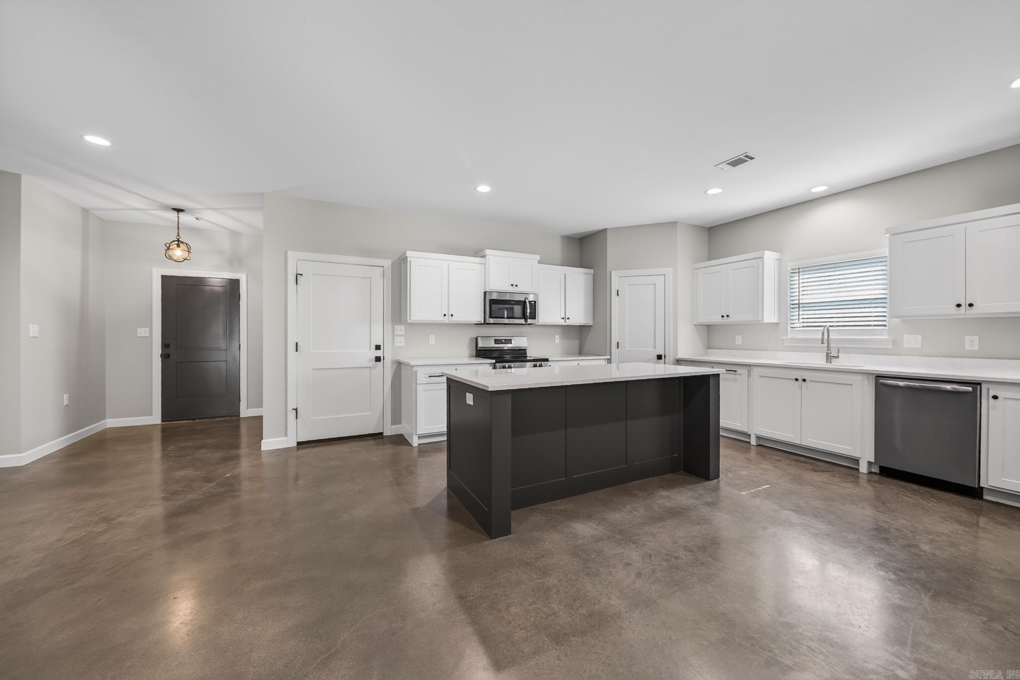 Pleasant Forest - Residential Lease