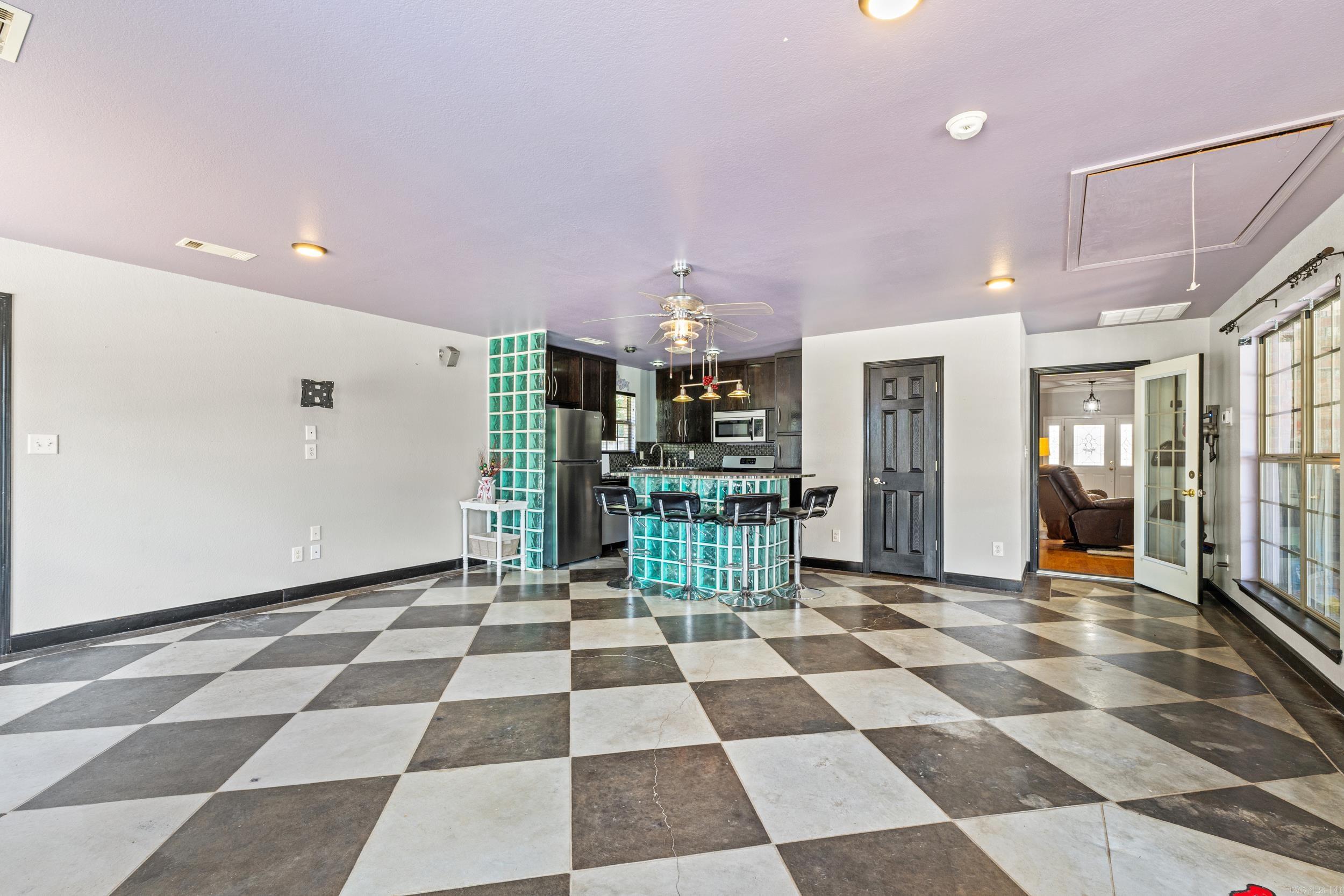 Quail Hollow - Residential
