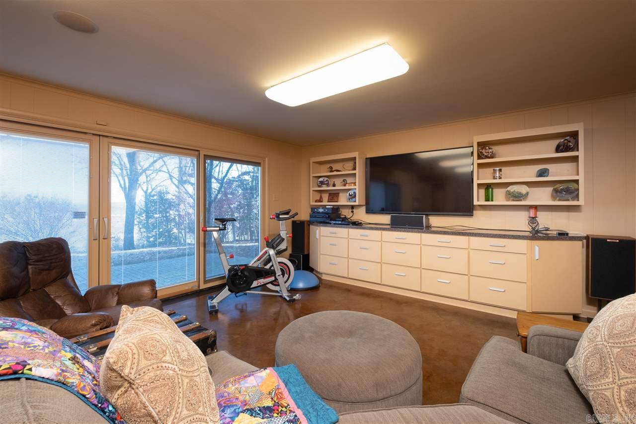 River Oaks Estates - Residential