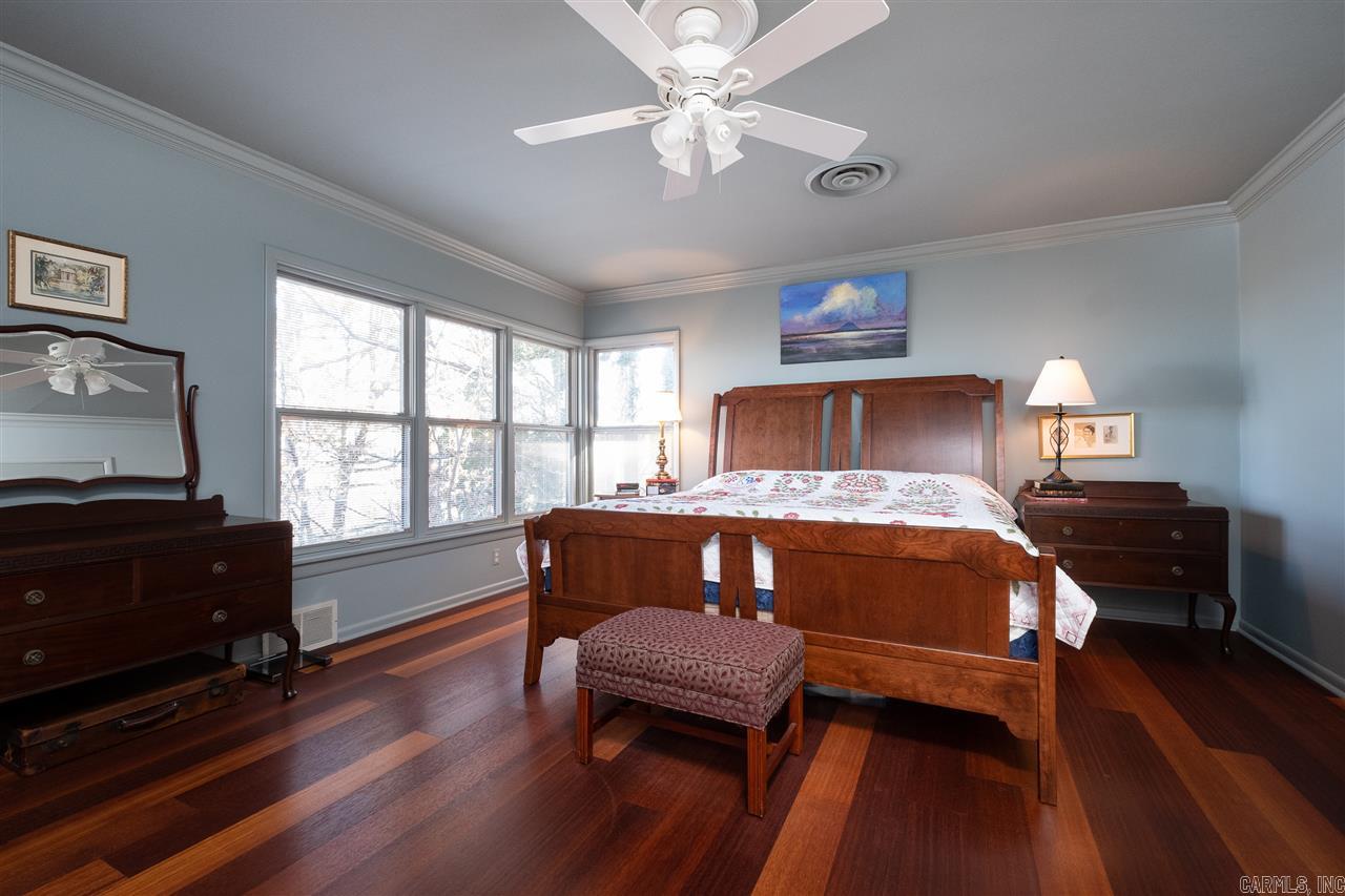 River Oaks Estates - Residential