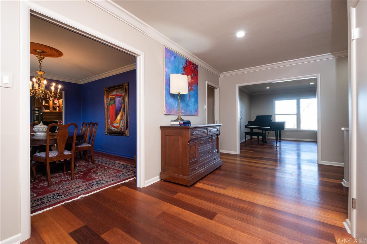 River Oaks Estates - Residential