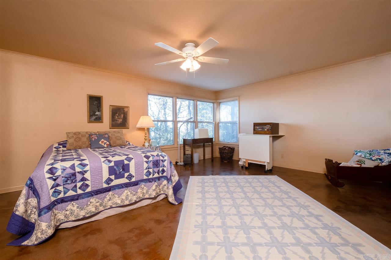 River Oaks Estates - Residential