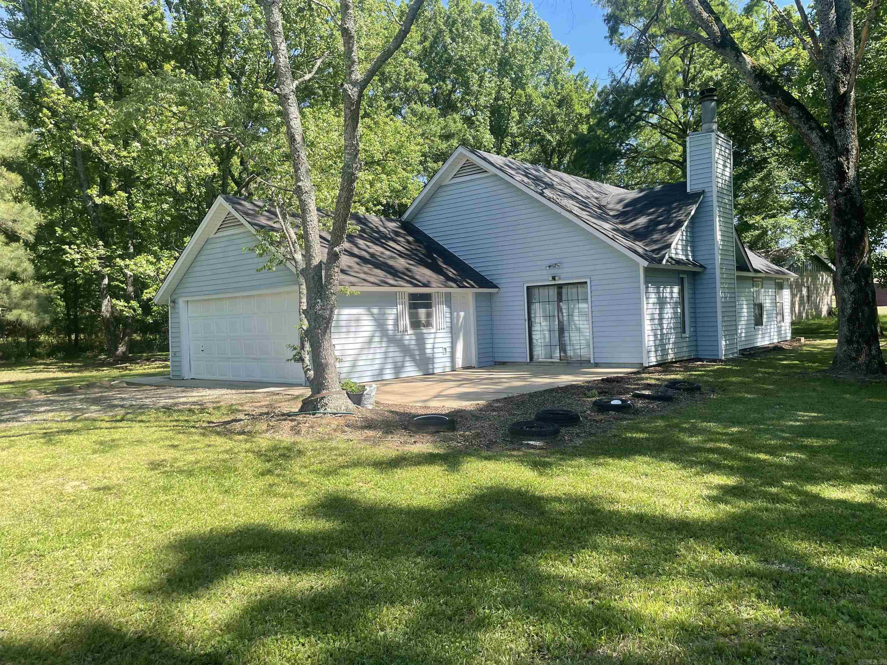 Calling all investors and DIY Enthusiest! This property is ready for its second act. This 2 potentially 3 bedroom home sits on a shady 1 acre lot. The perfect canvas for a ROI renovation.