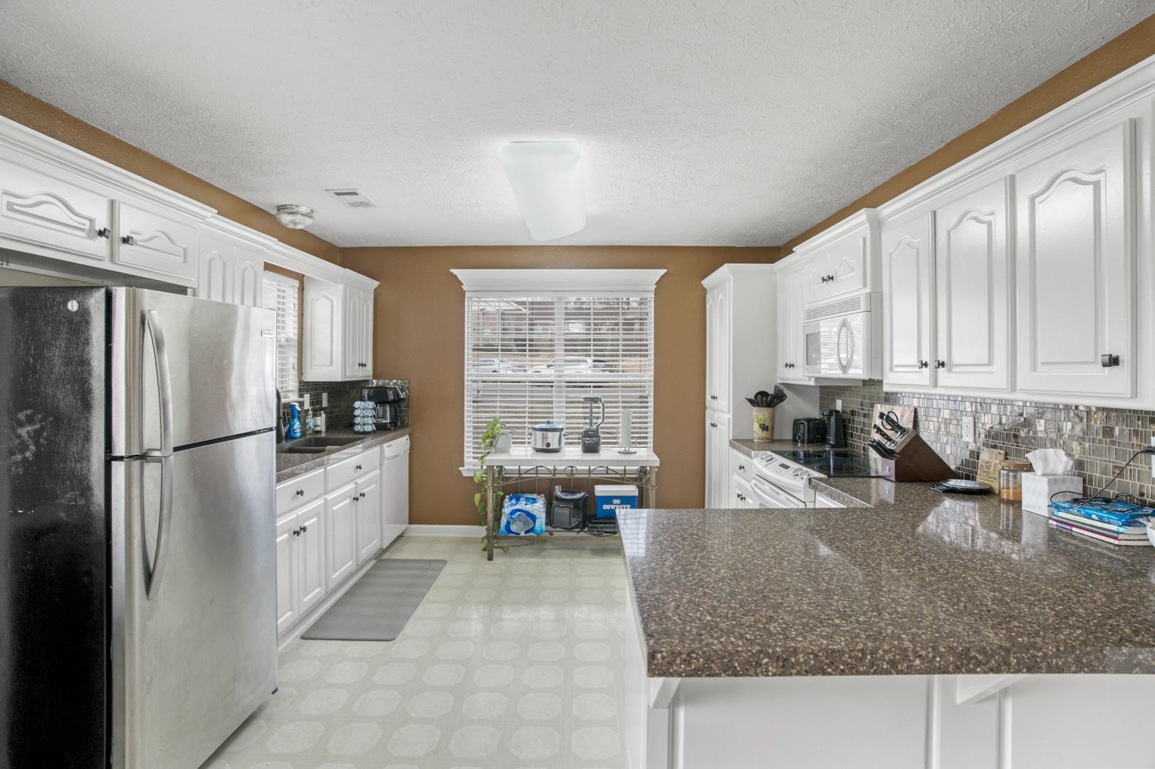 GARDEN OAKS ADDN - Residential
