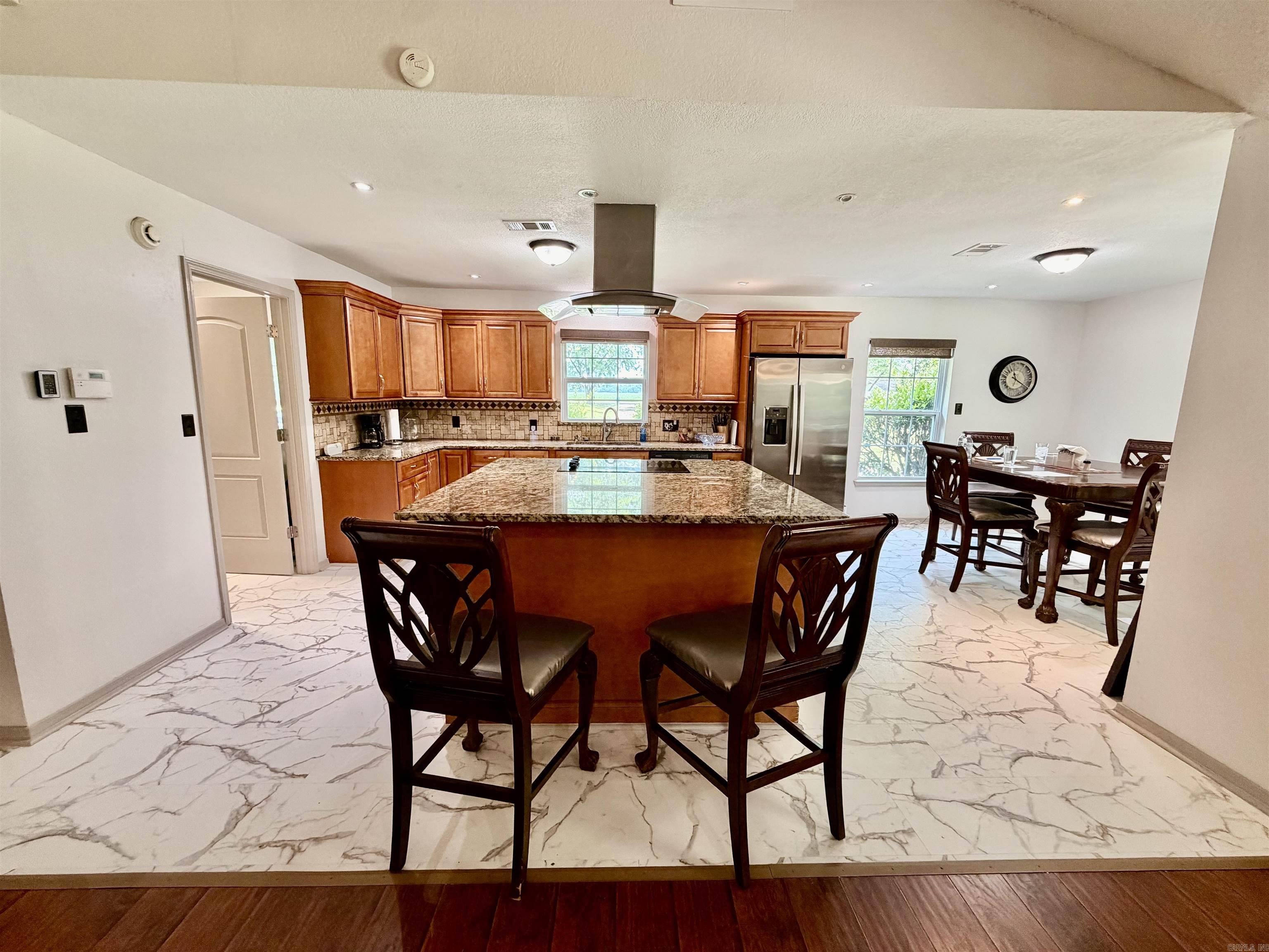 CHICOT - Residential