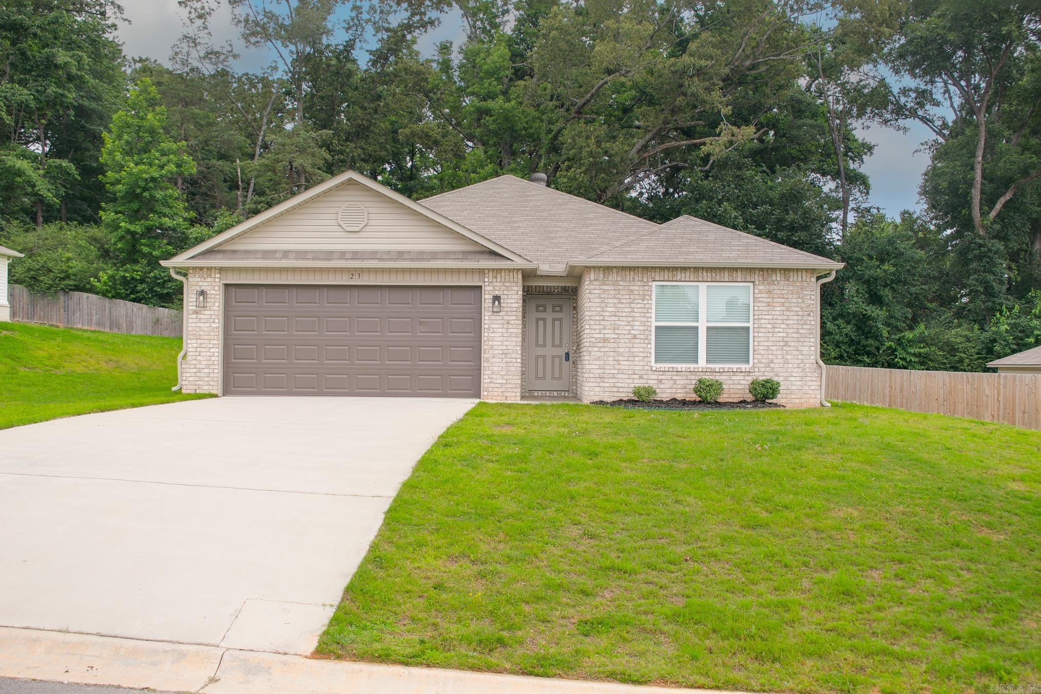 Welcome home to this charming 3 bedroom, 2 bath home in Oakland Grove Estates! Featuring LVP flooring throughout the main living areas with cozy carpet in the bedrooms, this home offers both style and comfort. The open concept eat-in kitchen flows seamlessly into the living room, making it perfect for entertaining or everyday living. The kitchen features an island with a breakfast bar, pantry, and the refrigerator conveys with the home. Enjoy a functional layout with inviting living spaces and a move-in ready feel. Don’t miss your chance to make this beautiful home yours!