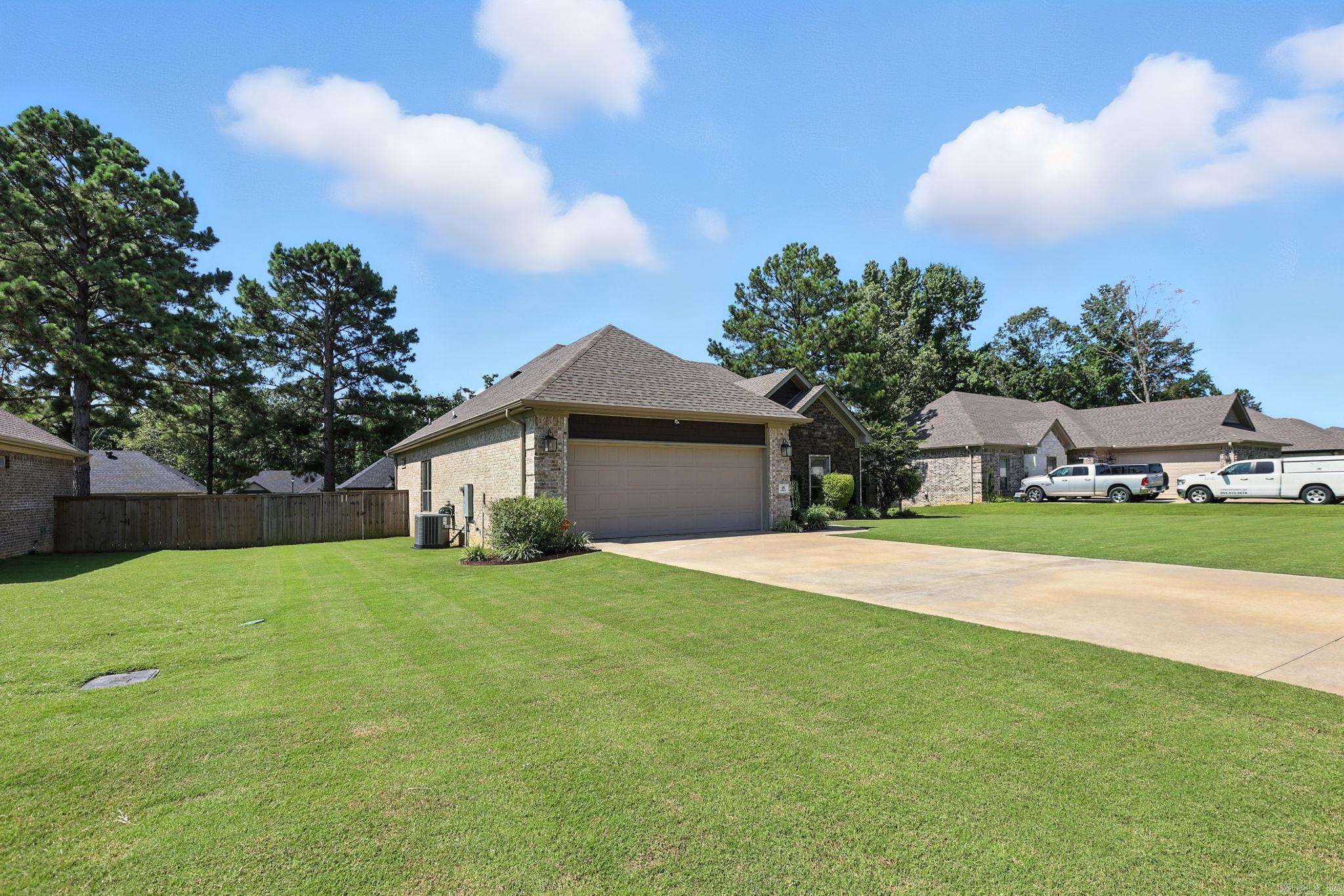 HIDDEN VALLEY ESTATES - Residential