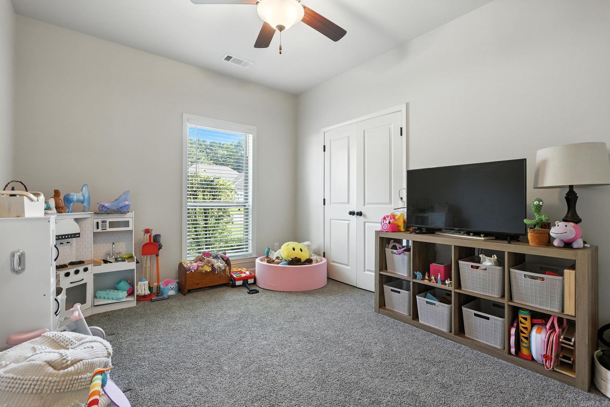 HIDDEN VALLEY ESTATES - Residential