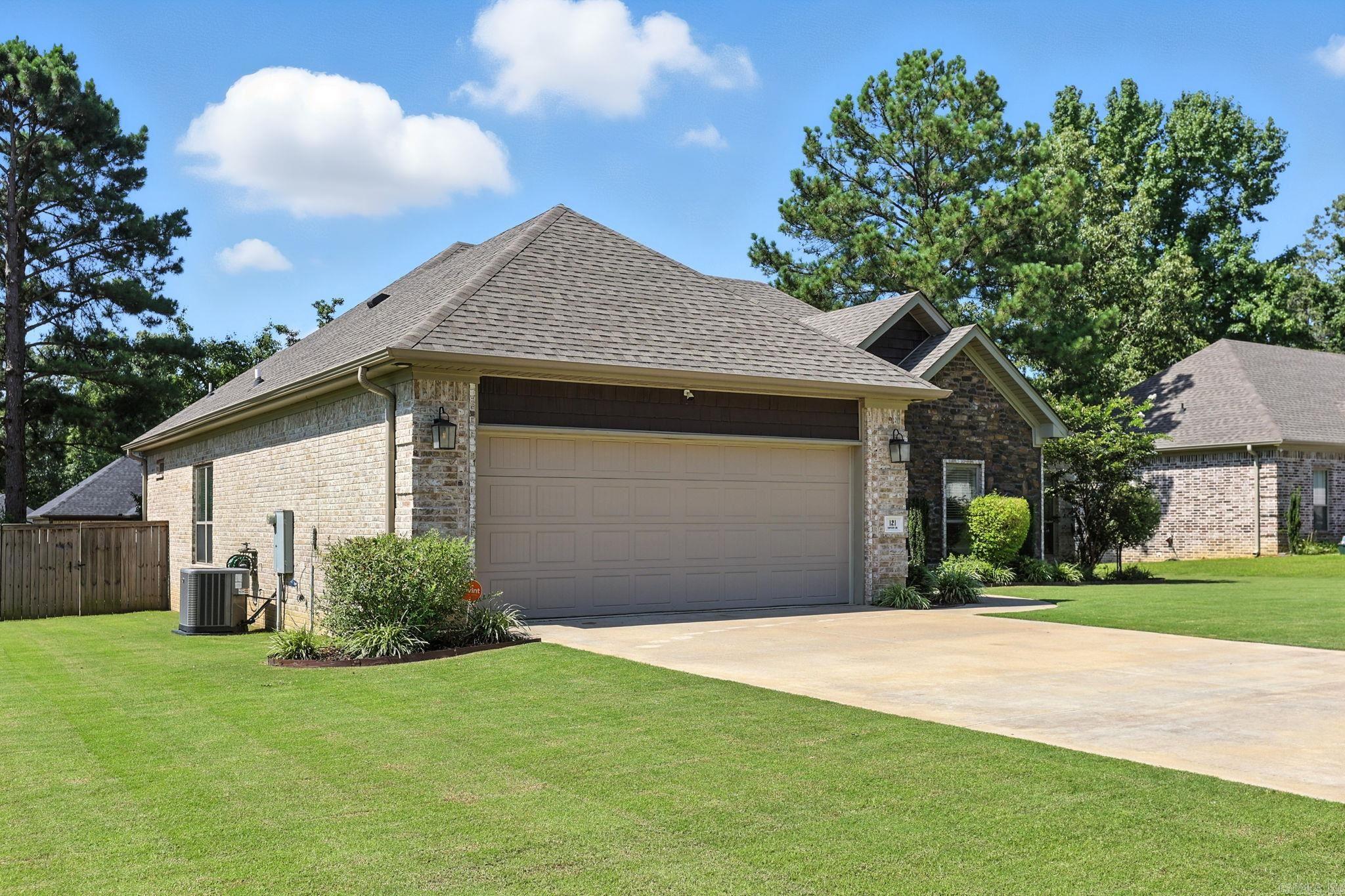 HIDDEN VALLEY ESTATES - Residential