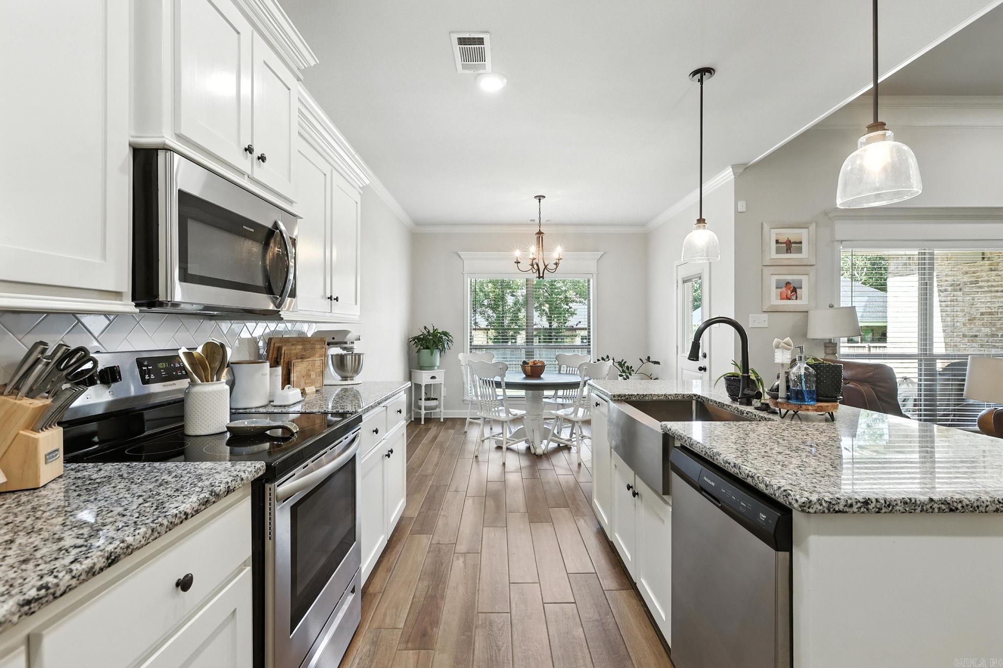 HIDDEN VALLEY ESTATES - Residential