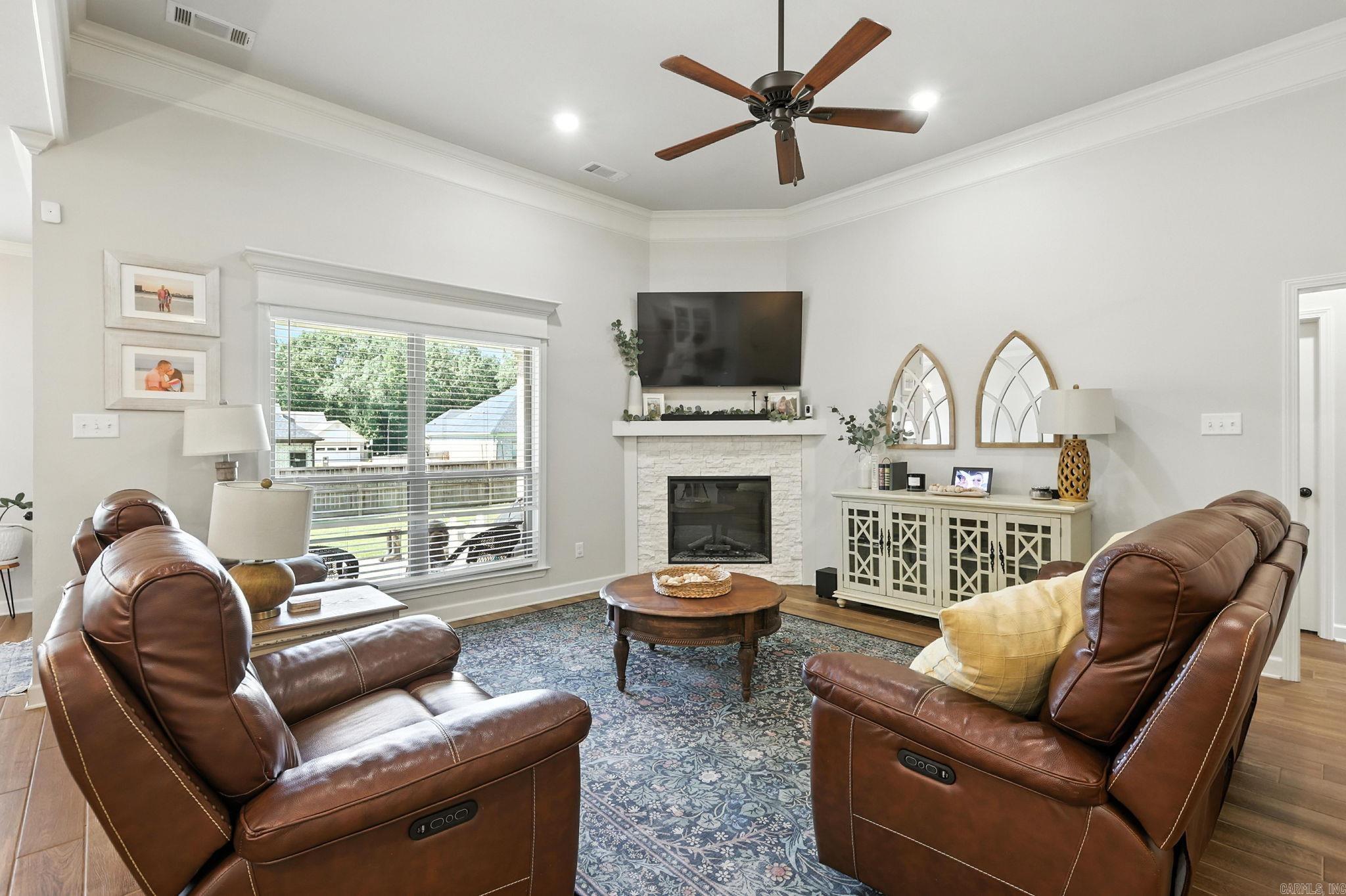 HIDDEN VALLEY ESTATES - Residential