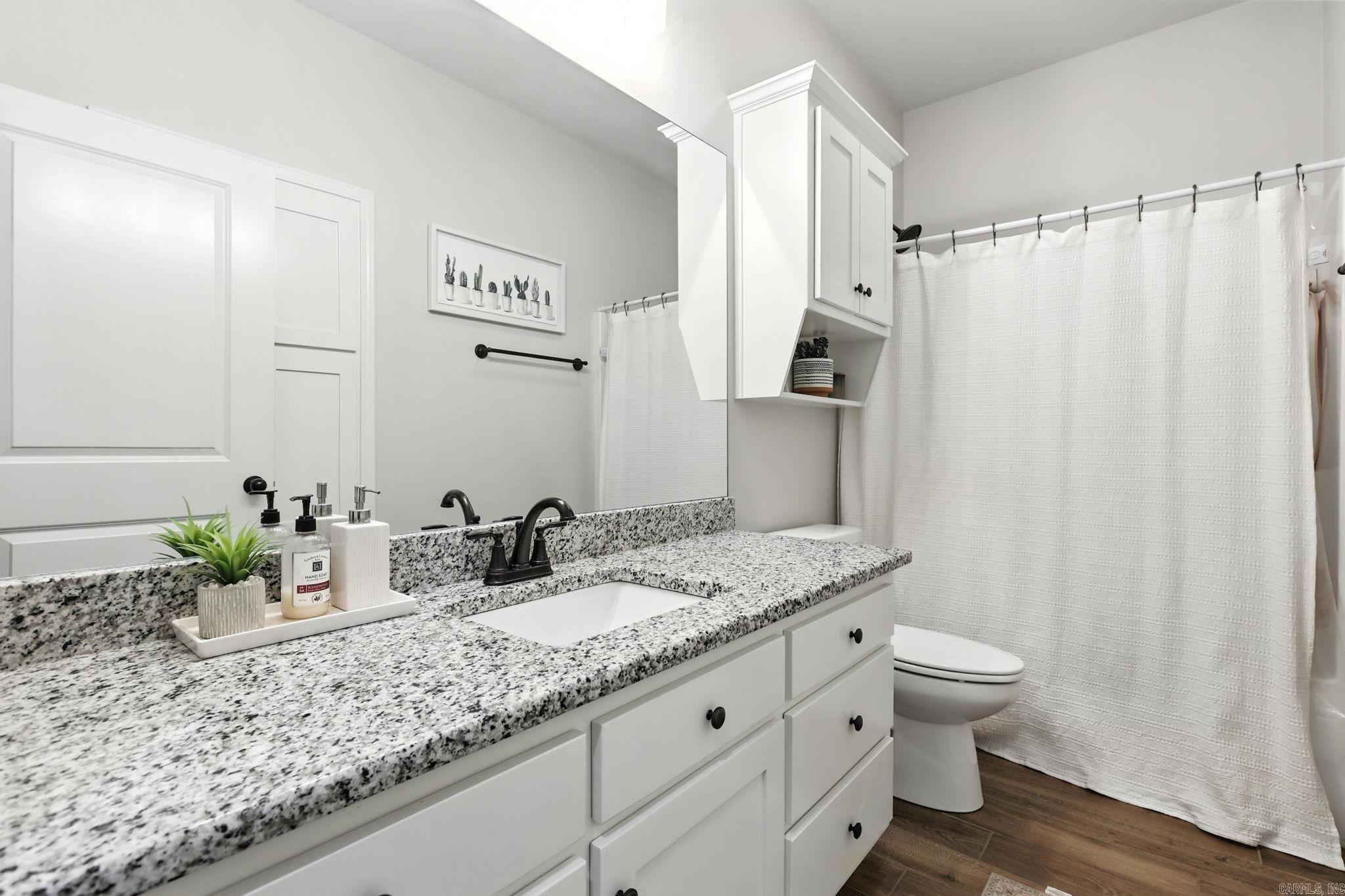 HIDDEN VALLEY ESTATES - Residential