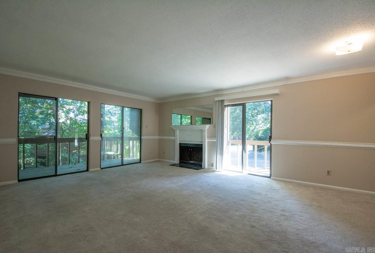 FOREST HILL COND - Residential