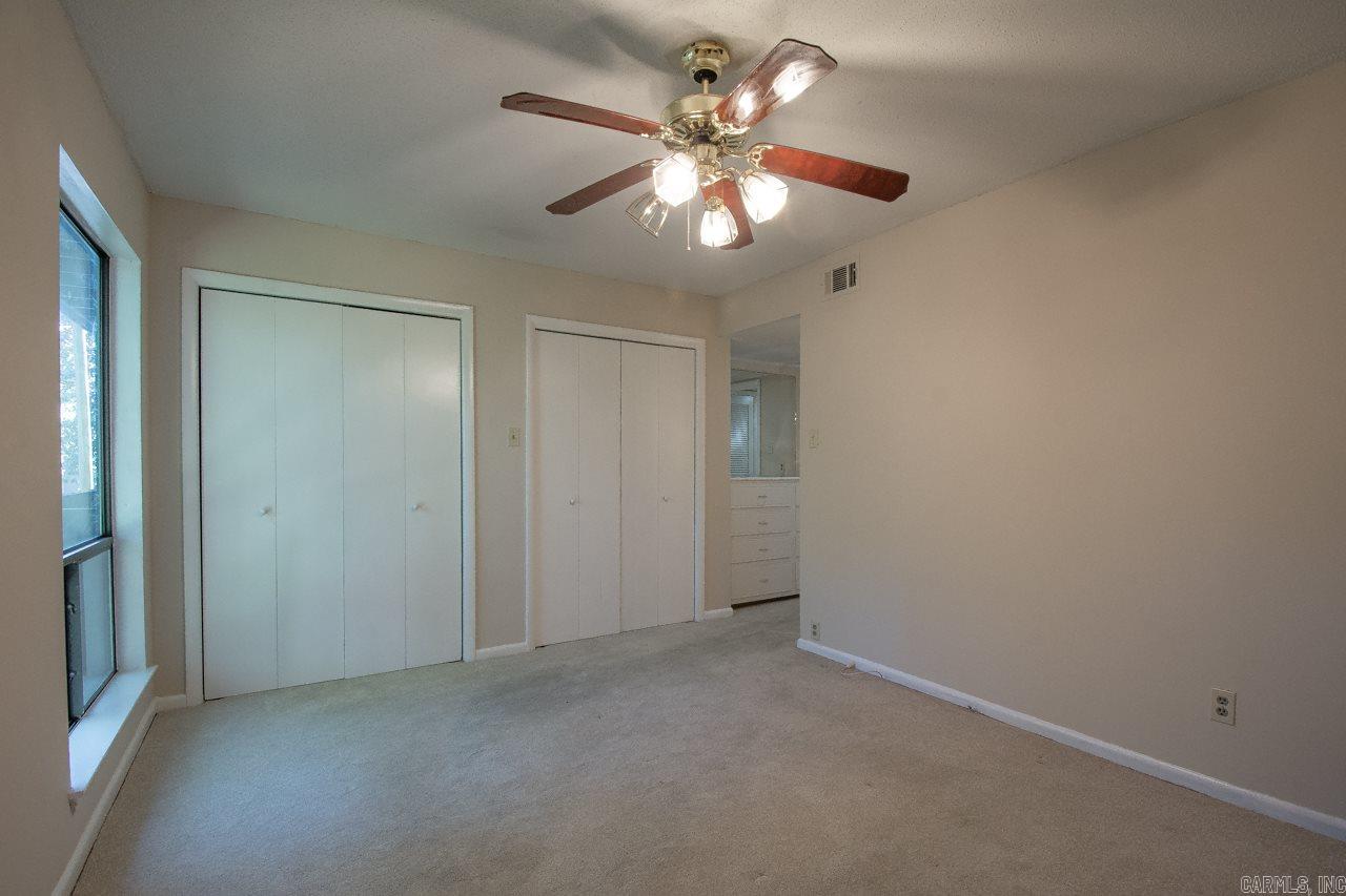 FOREST HILL COND - Residential