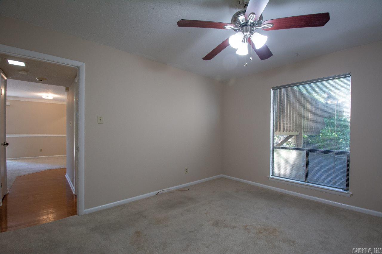 FOREST HILL COND - Residential